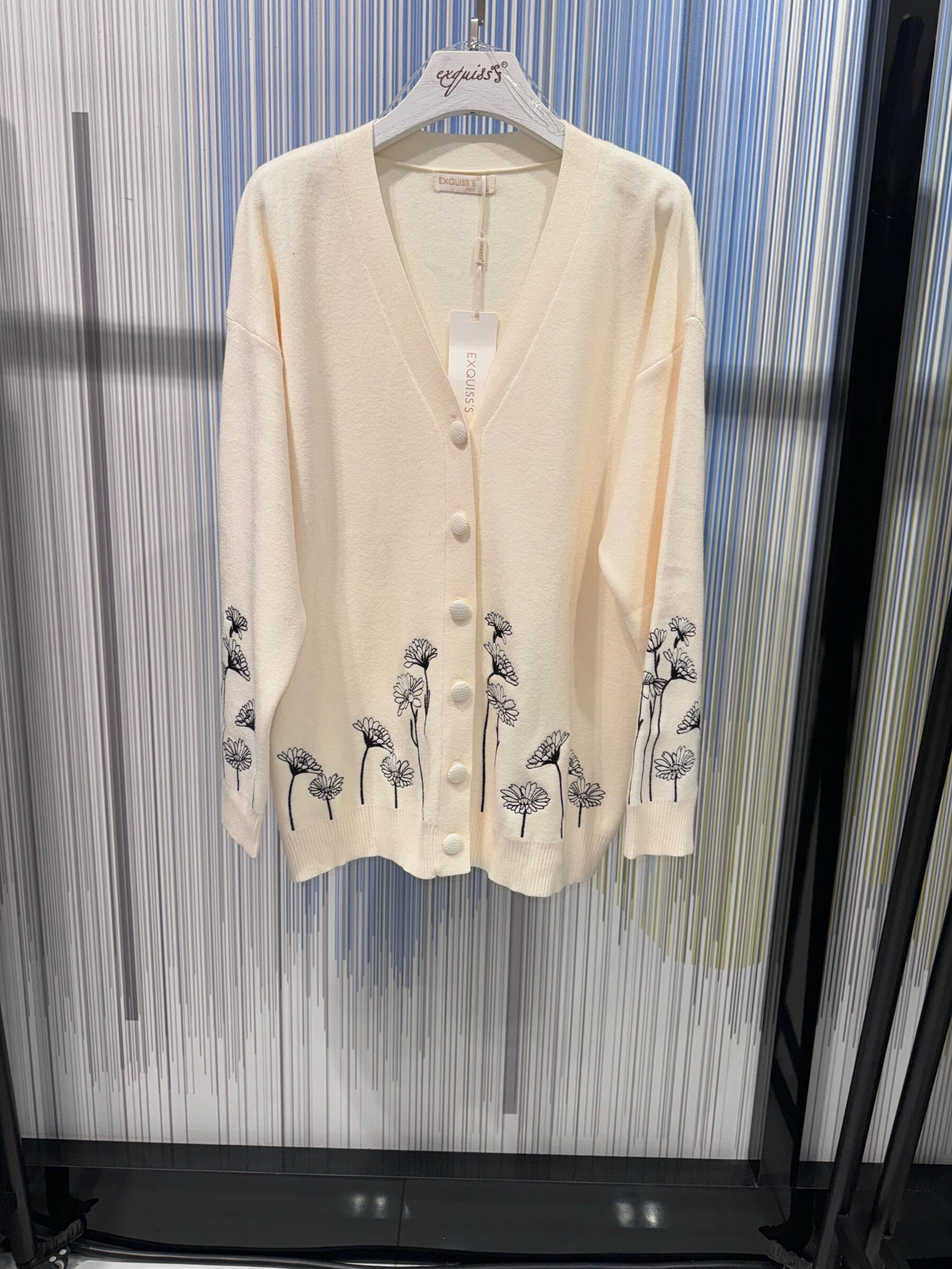 Grossiste Exquiss's - Cardigan Floral Chic