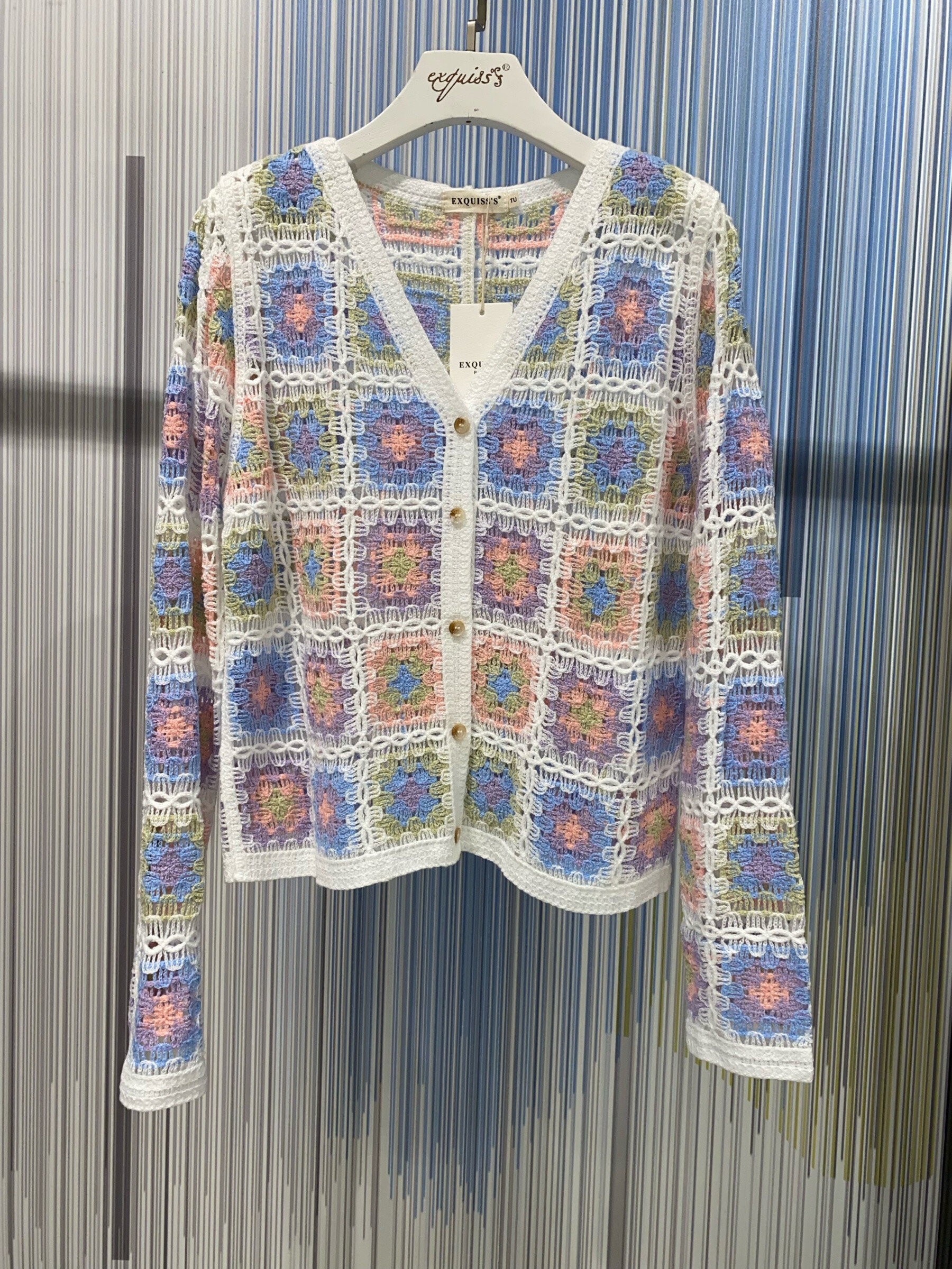 Großhändler Exquiss's - Eleganter Häkel-Cardigan