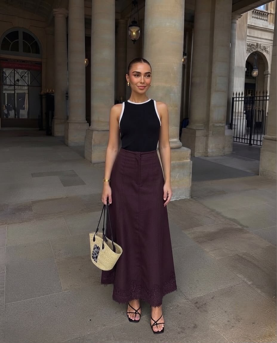 Grossiste Exquiss's - Jupe sublimée de dentelle