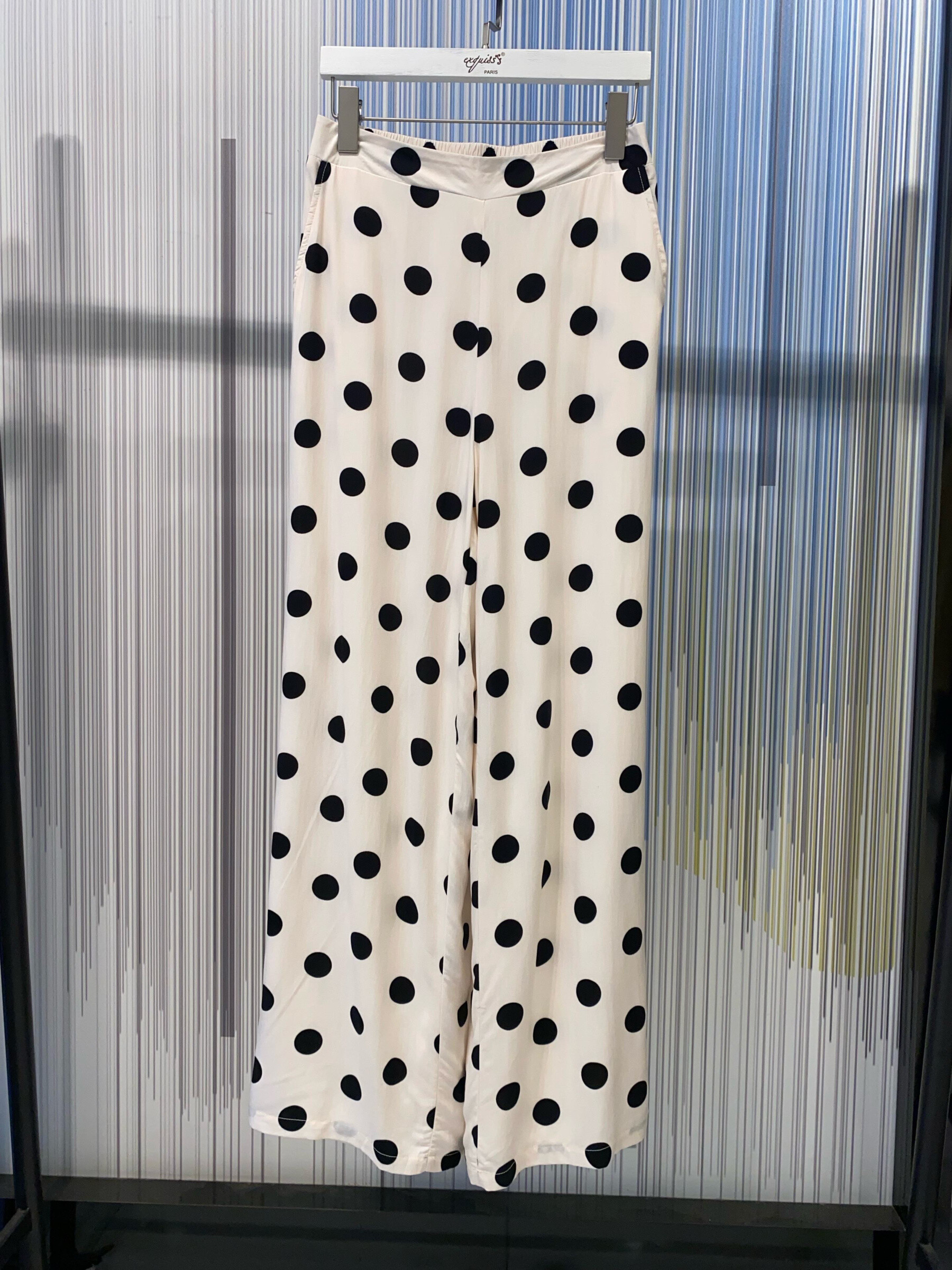 Grossiste Exquiss's - Pantalons larges à pois