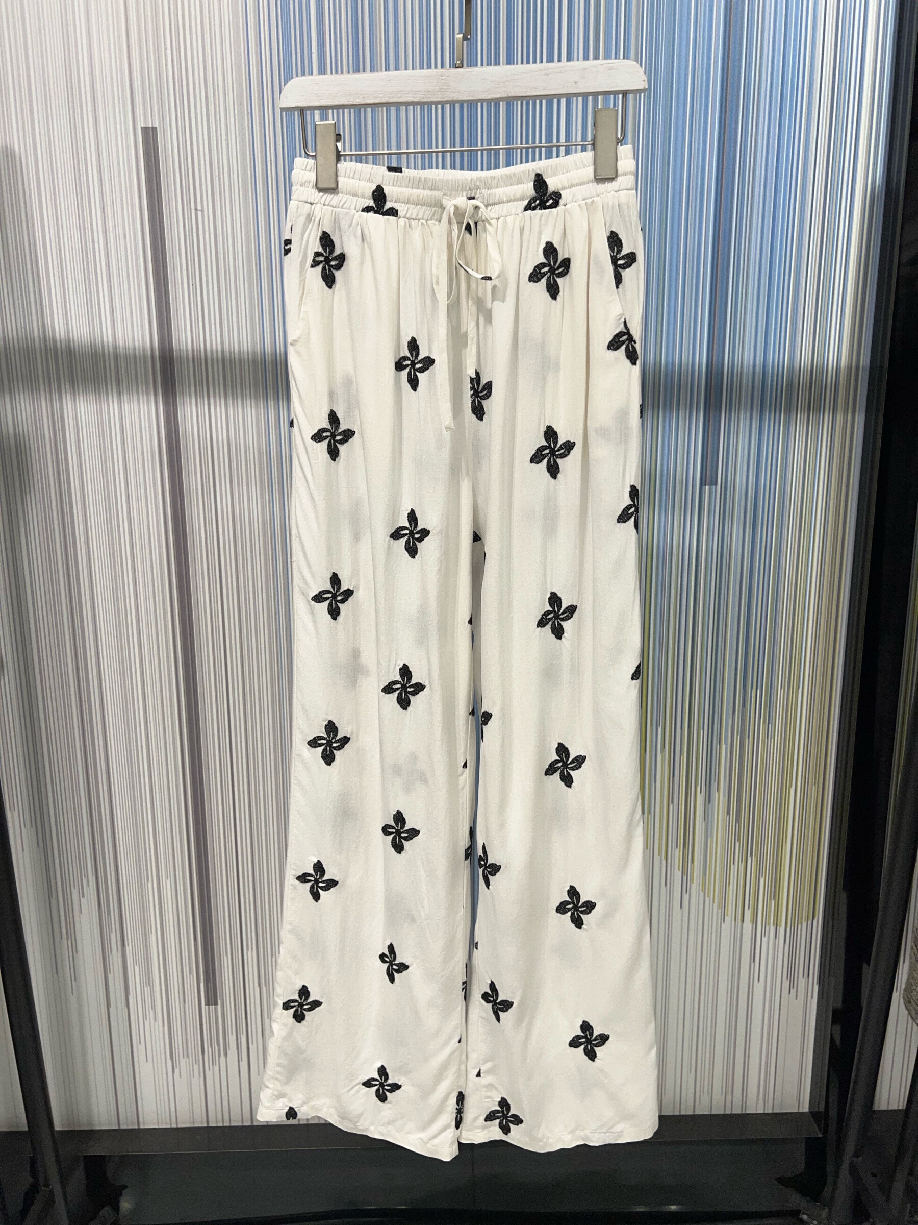 Grossiste Exquiss's - Pantalon Imprimé Chic - Exquiss's