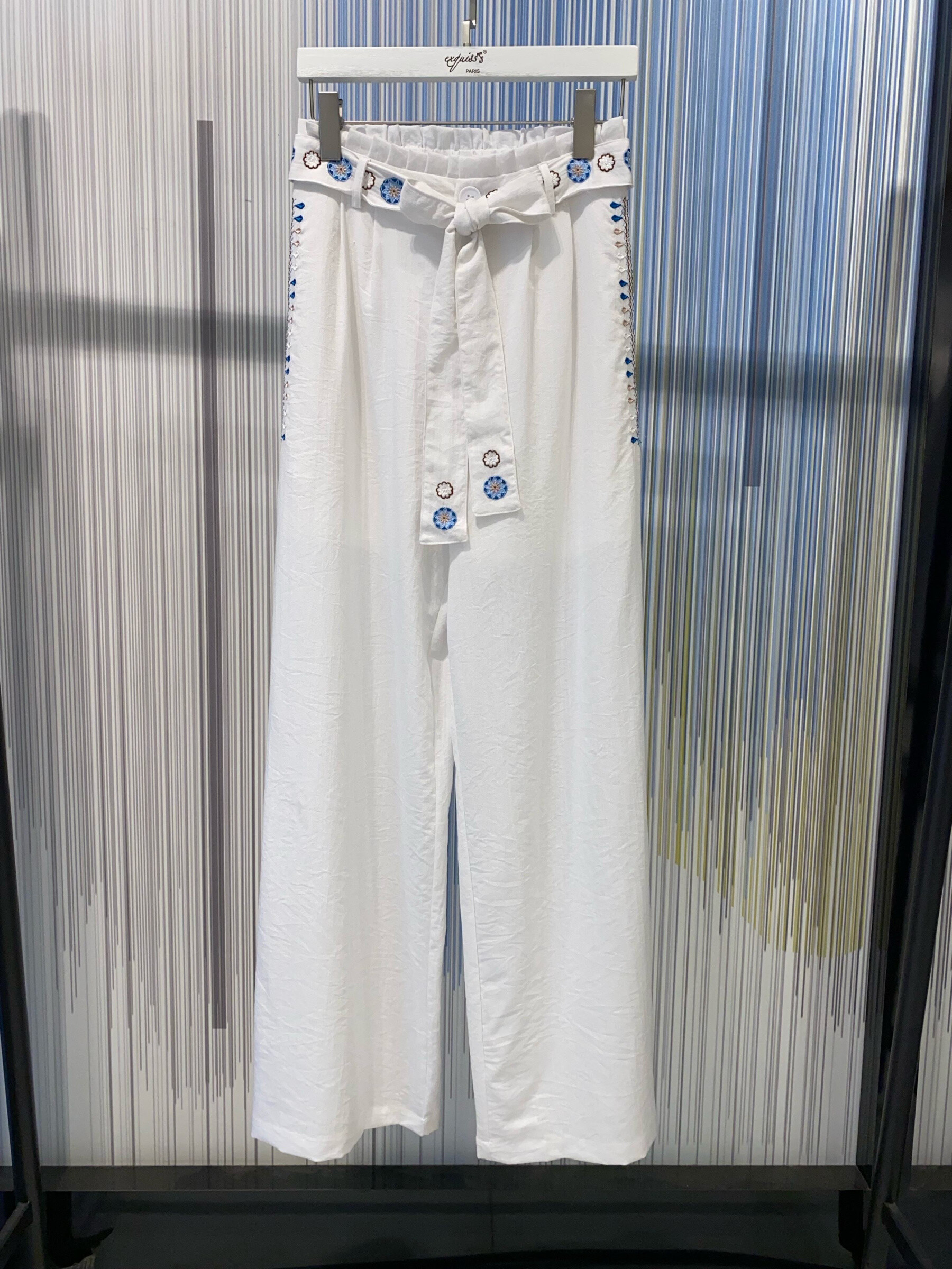Grossiste Exquiss's - Pantalon fluide à taille haute