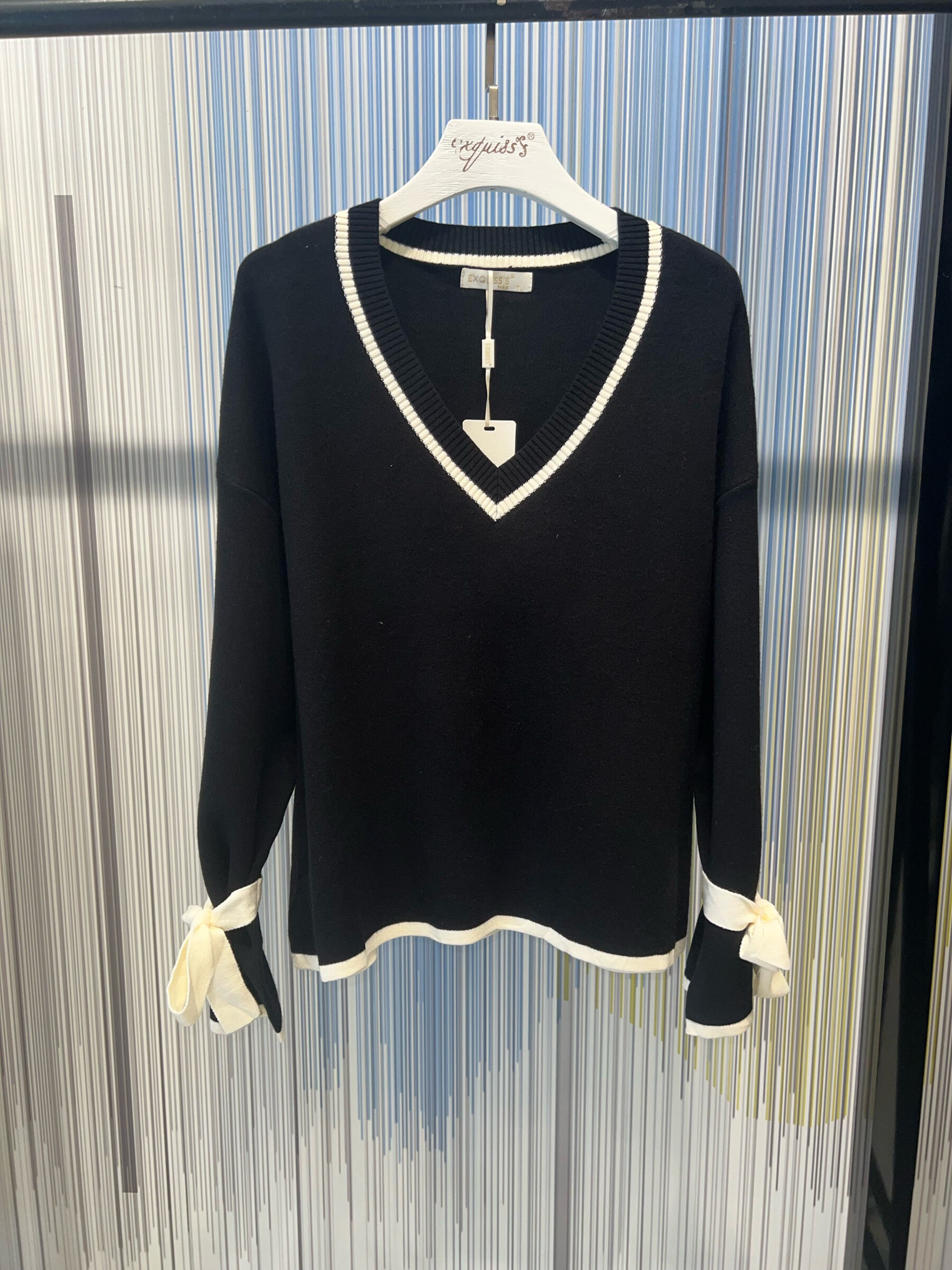 Grossiste Exquiss's - Pull chic avec finitions