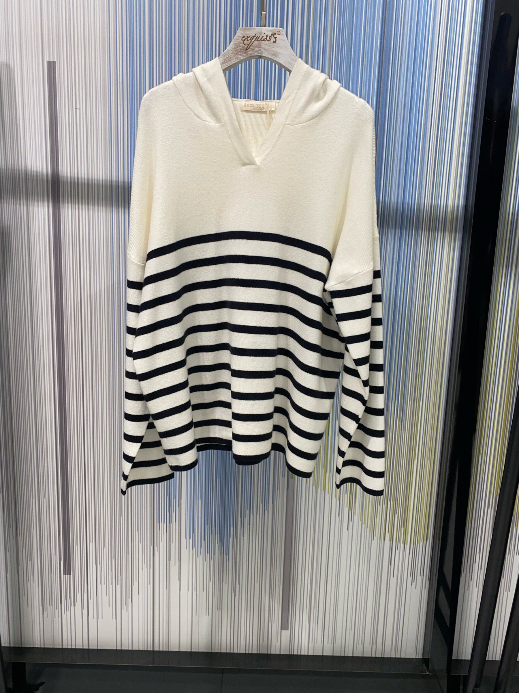 Wholesaler Exquiss's - Striated Hooded Sweater