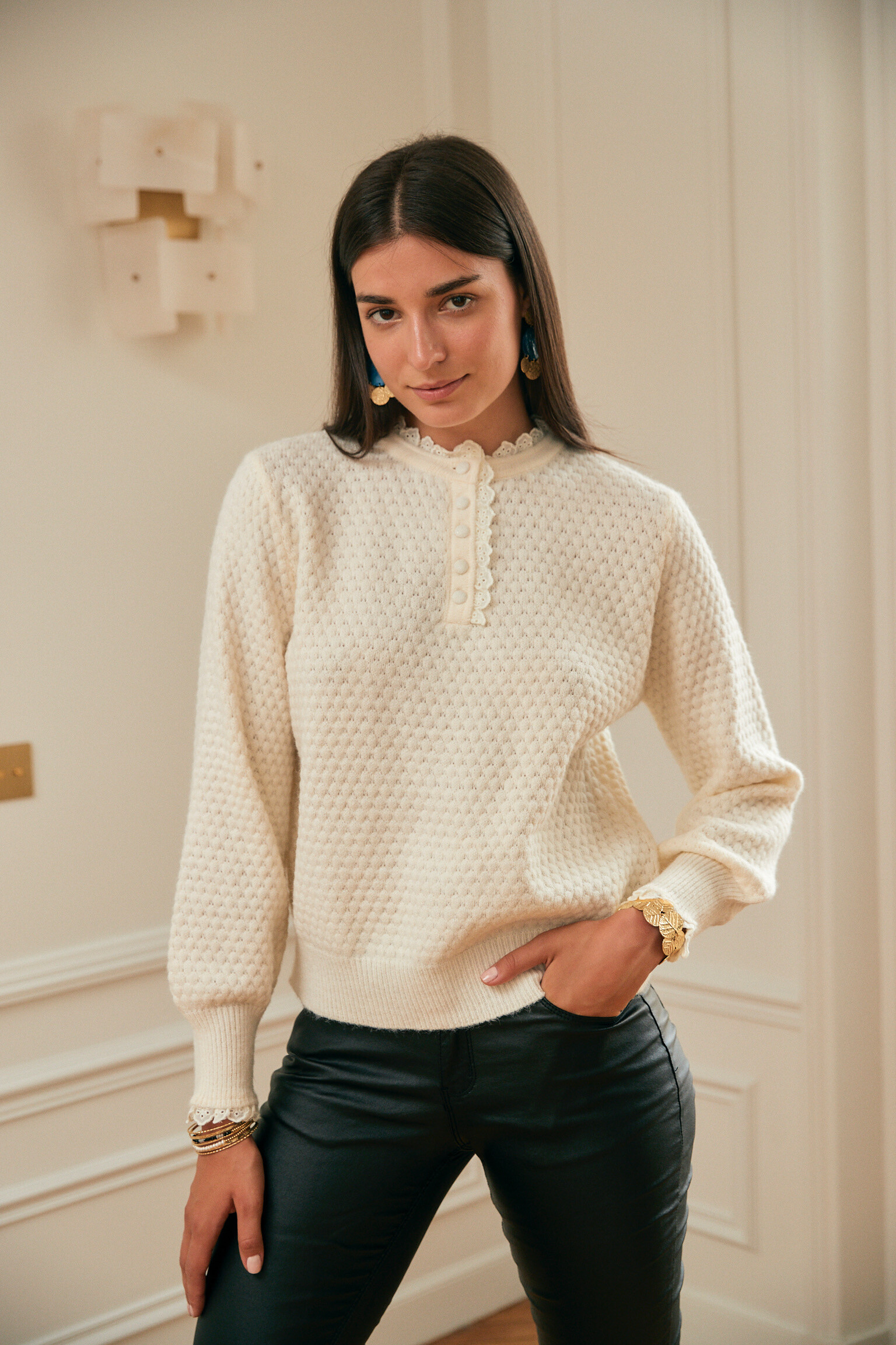 Großhändler Exquiss's - Strukturierter Pullover mit Knöpfen