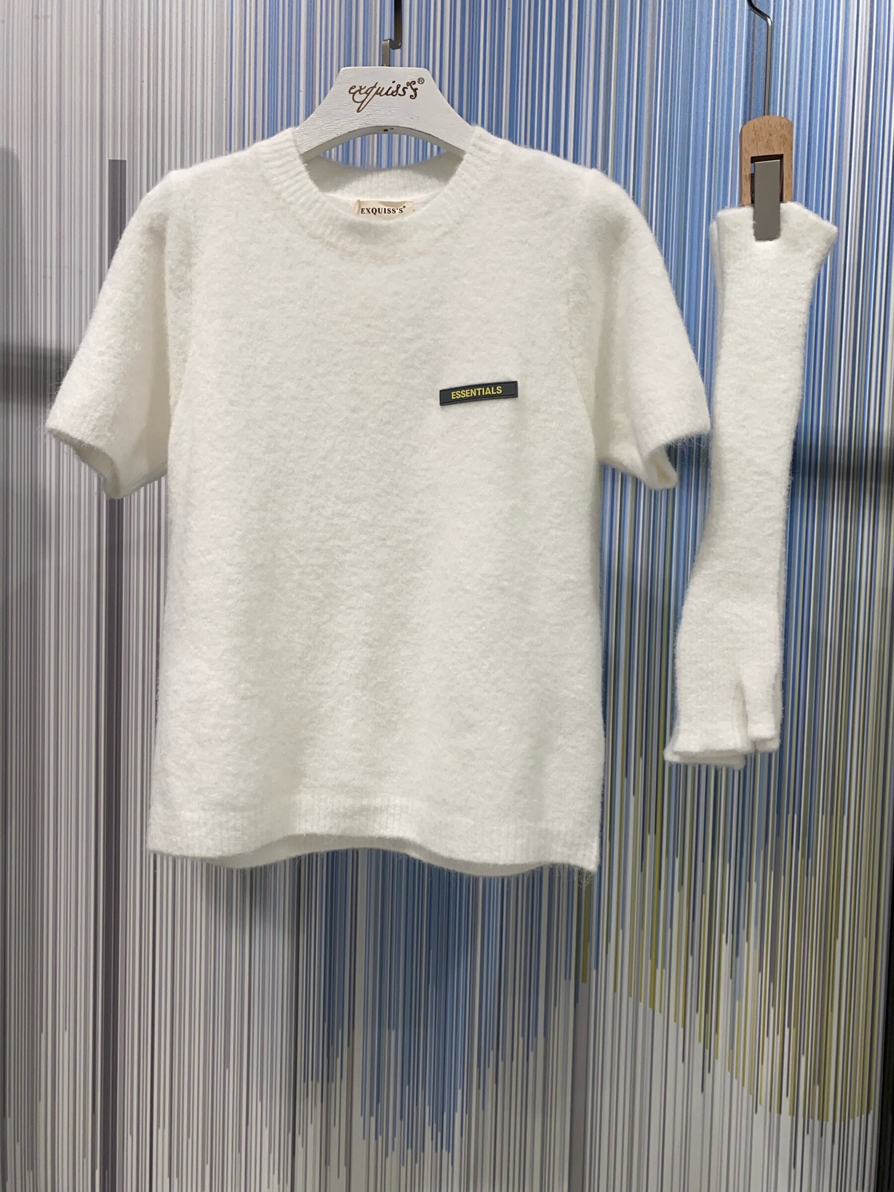 Wholesaler Exquiss's - Short-sleeved sweater with matching fingerless gloves