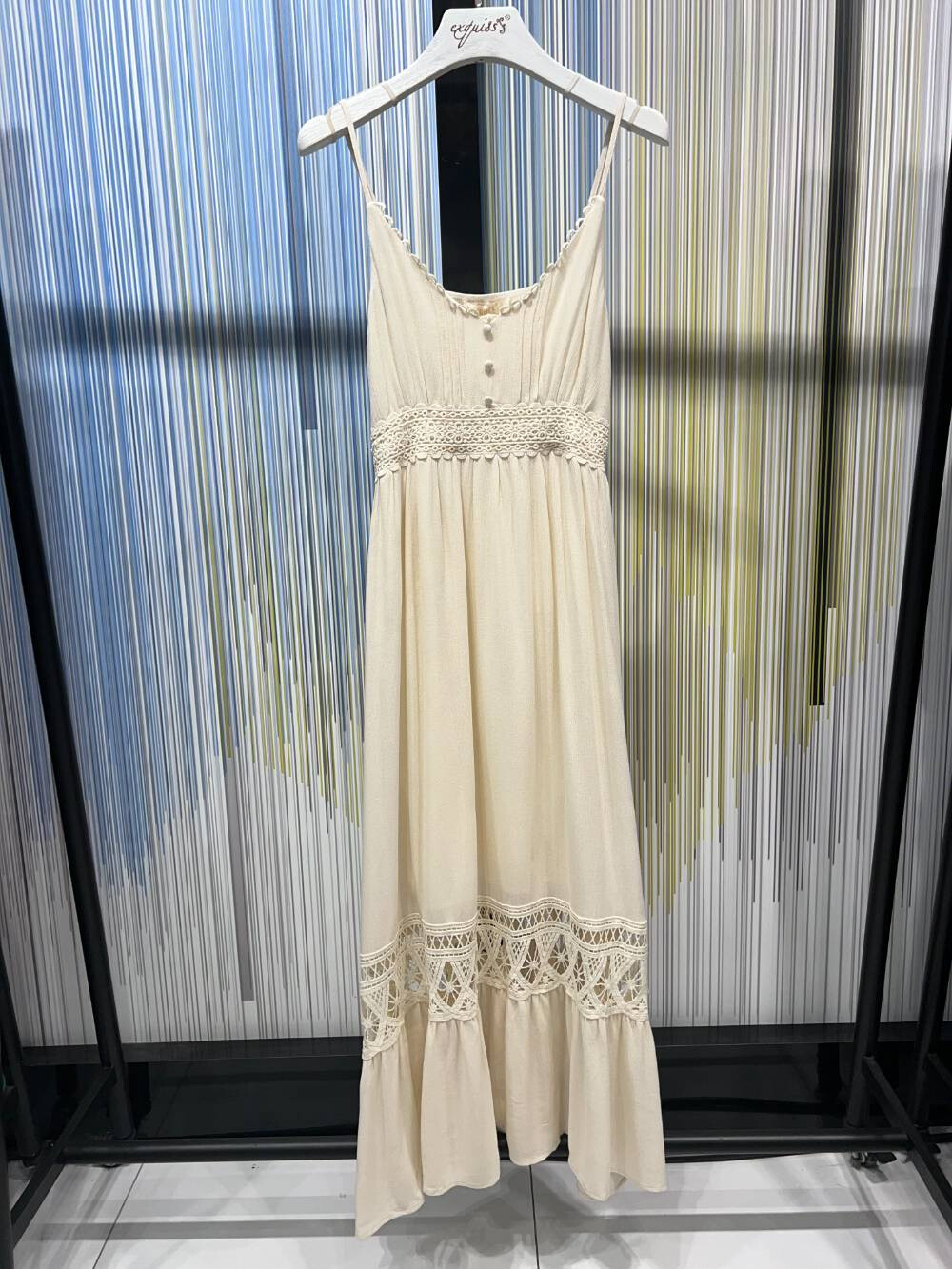 Großhändler Exquiss's - Langes Trägerkleid