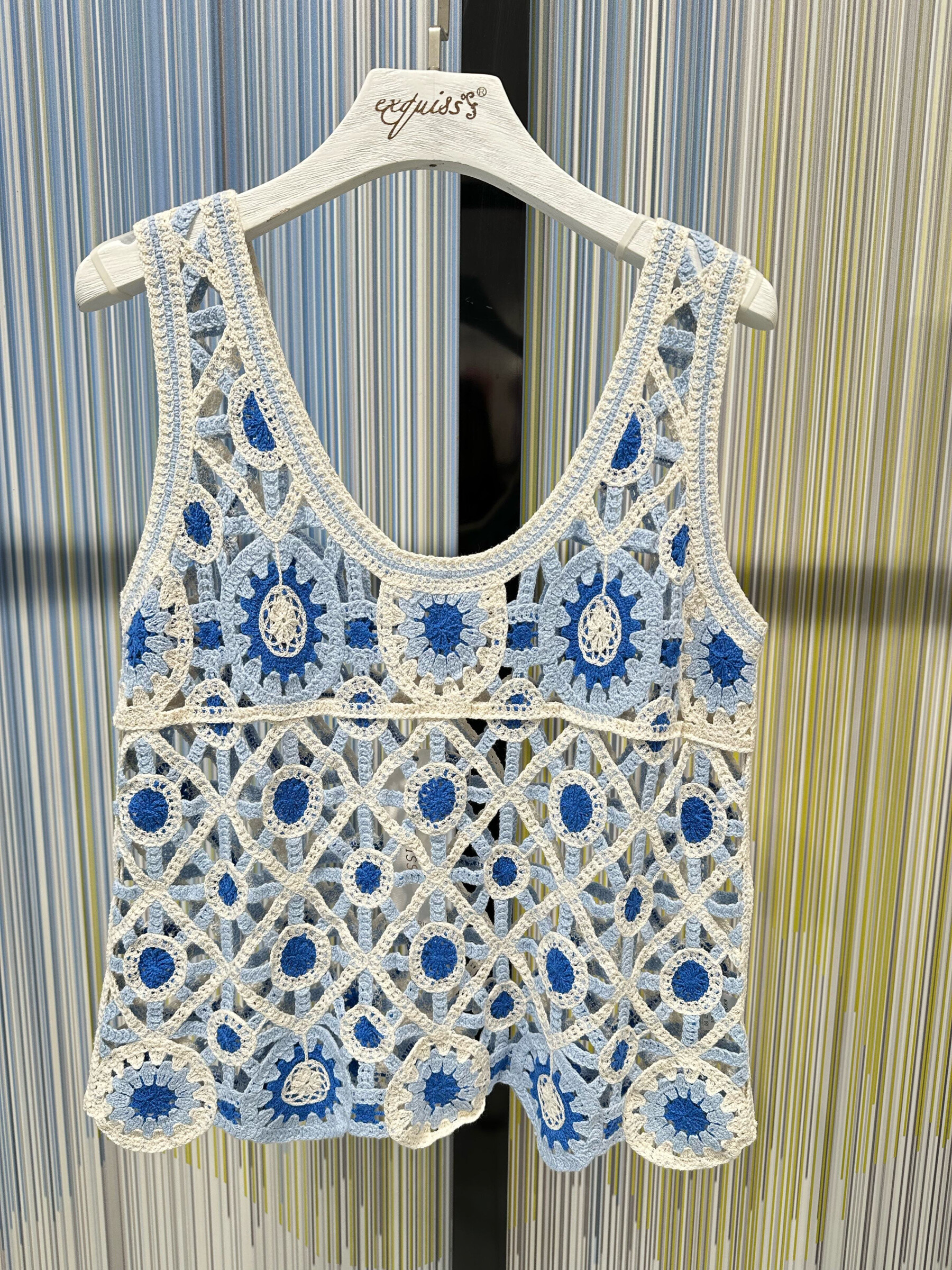 Wholesaler Exquiss's - Elegant crochet top