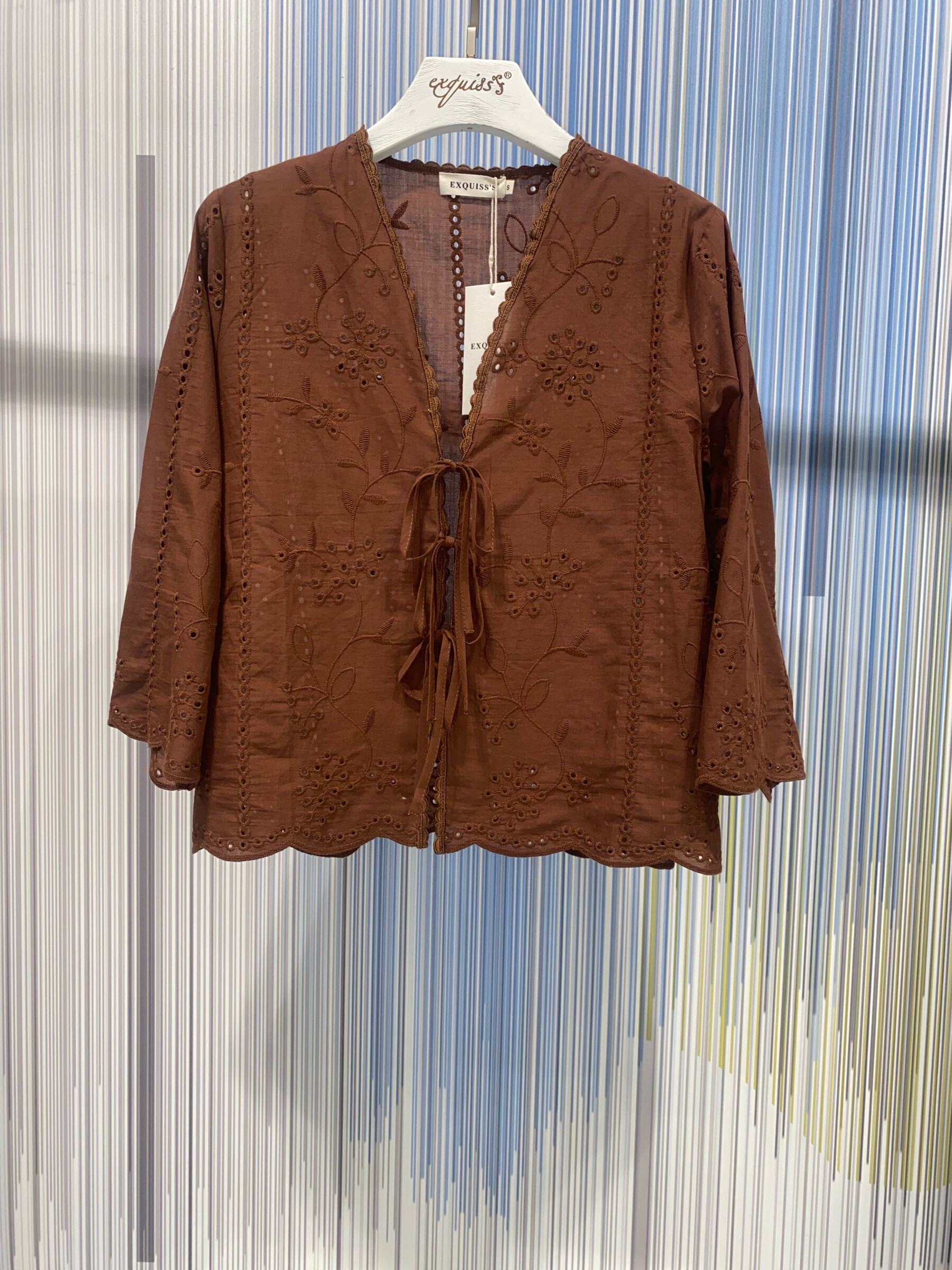 Grossista Exquiss's - Blusa ricamata tie-dye