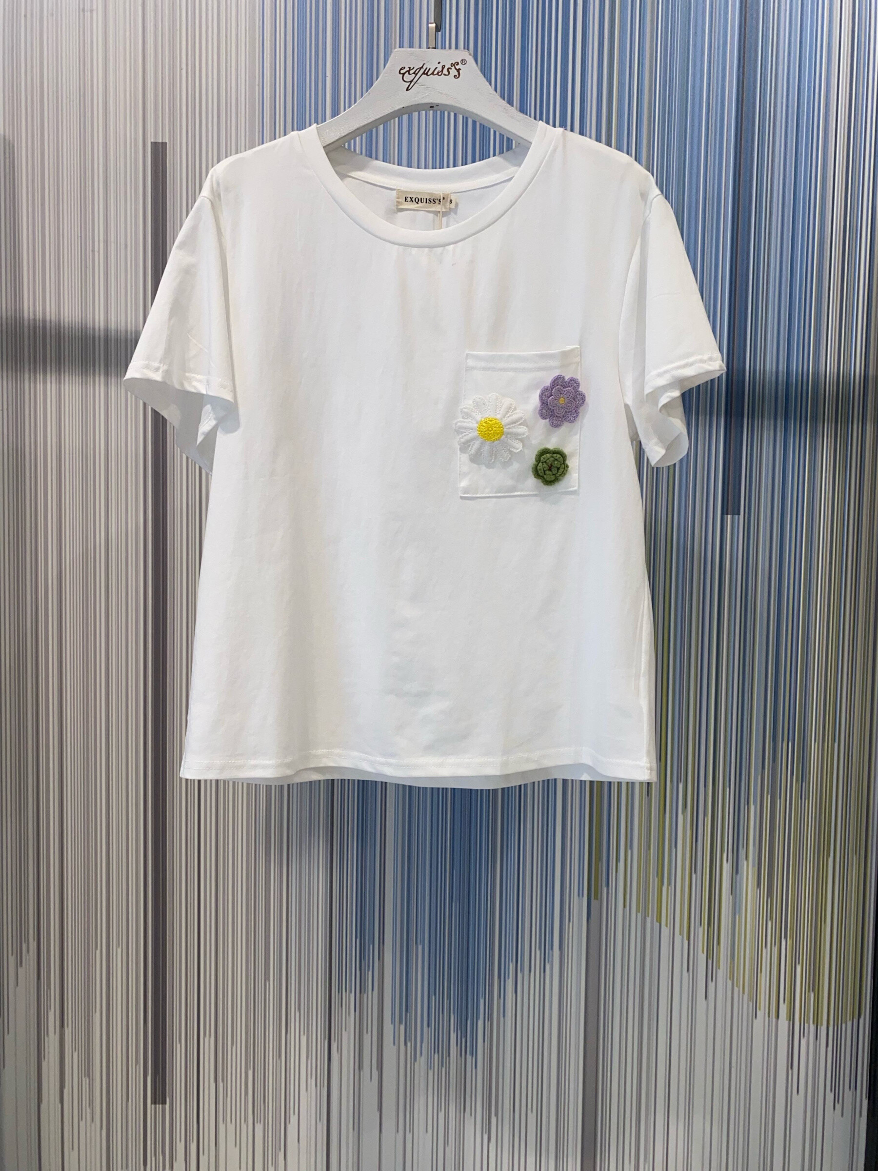 Wholesaler Exquiss's - T-shirt embroidered with pocket
