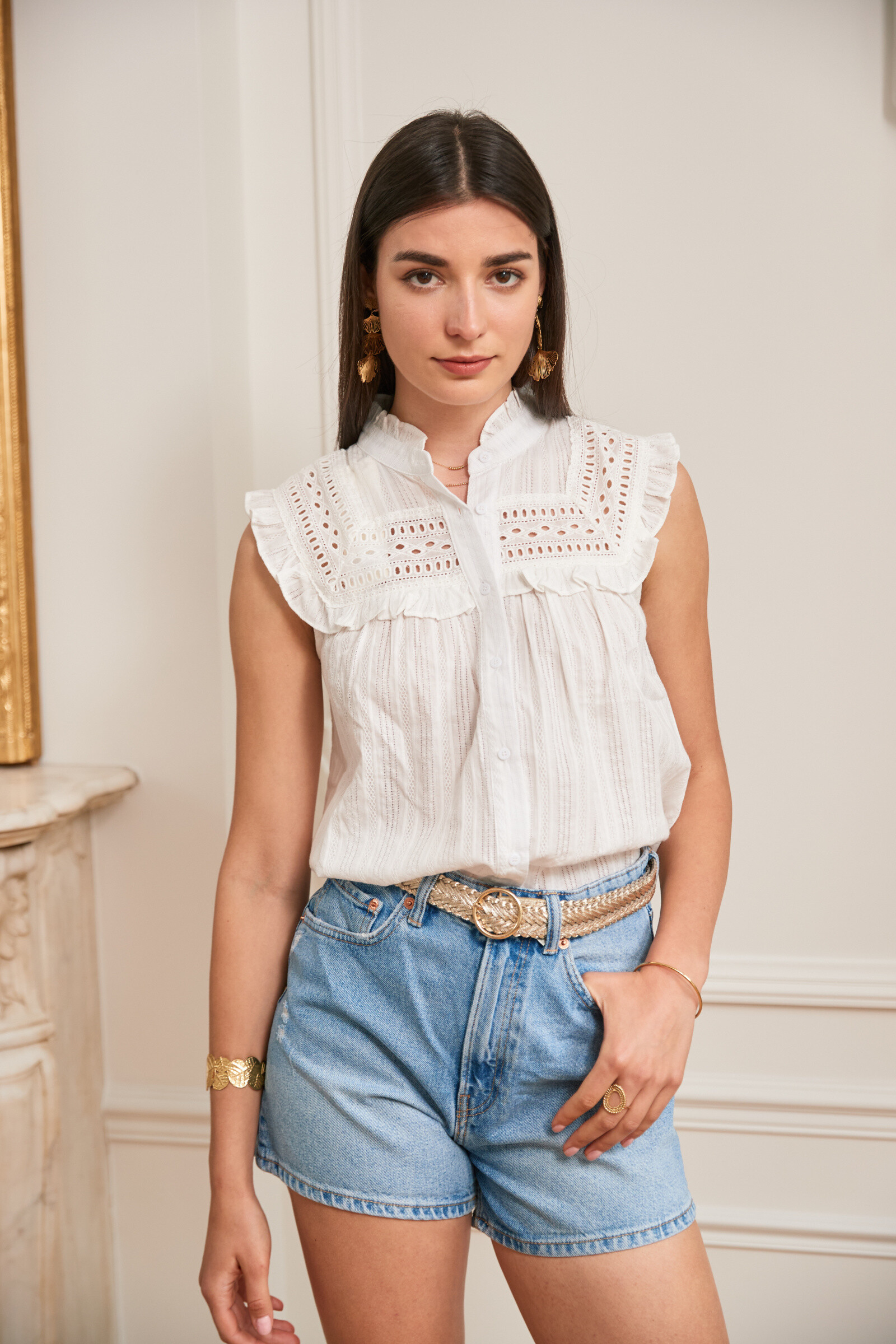 Wholesaler Exquiss's - Elegant ruffle blouse