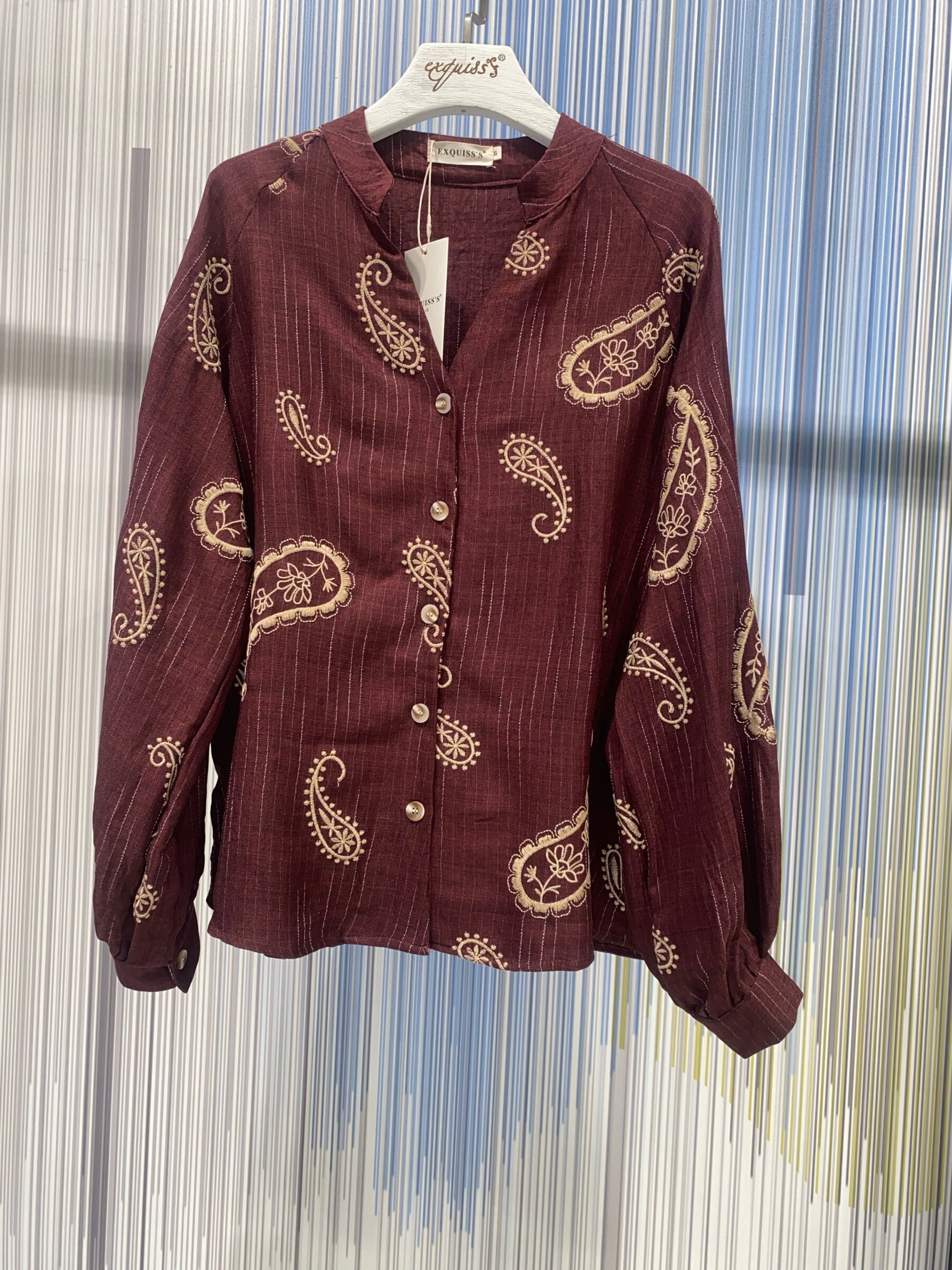 Großhändler Exquiss's - Bluse mit ausgestelltem Schnitt und bedrucktem Muster
