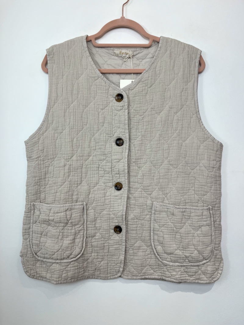 Wholesaler FANFAN - Sleeveless buttoned quilted jacket
