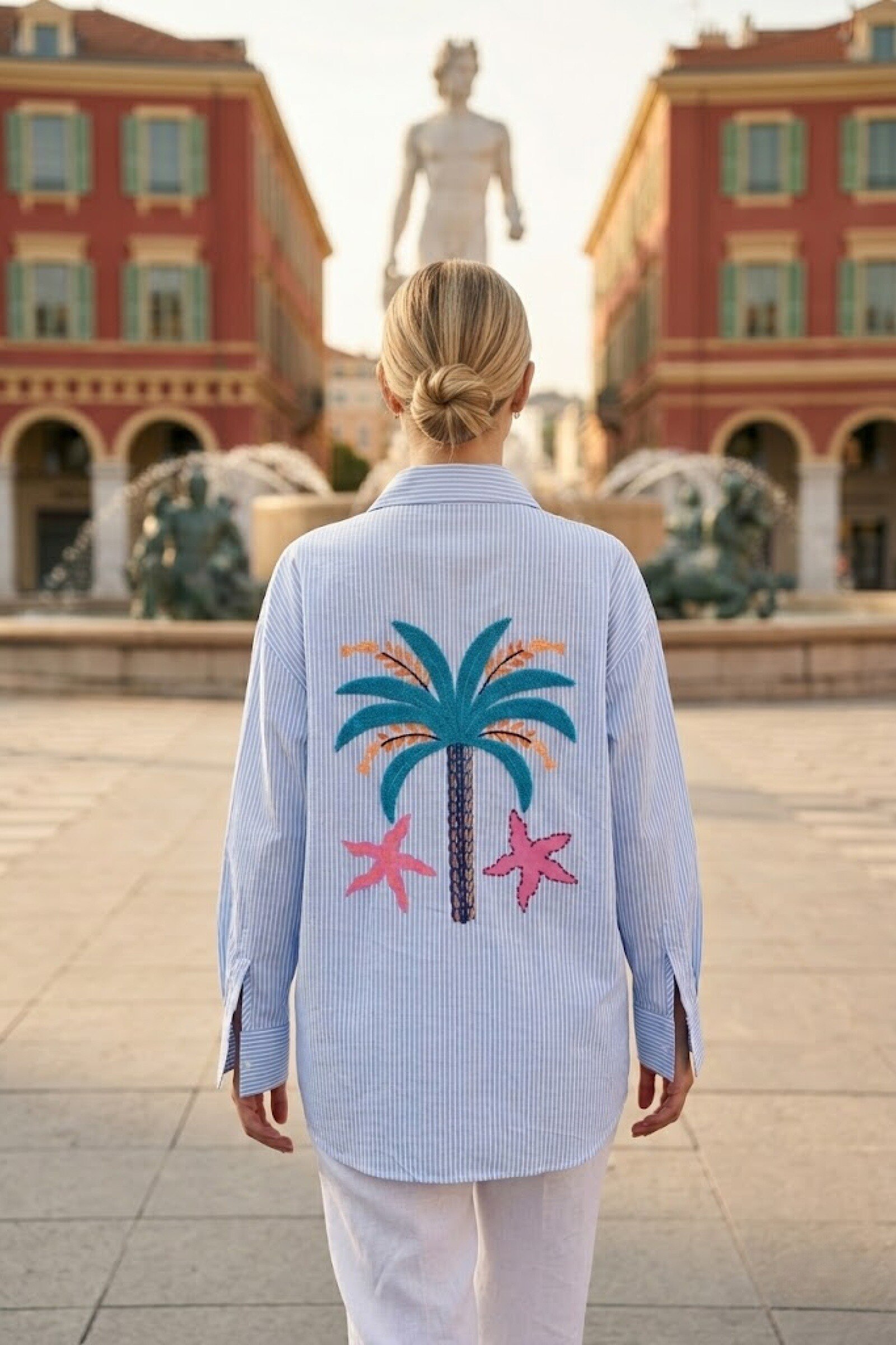 Mayorista Farfalla - Camisa a rayas con bordado tropical