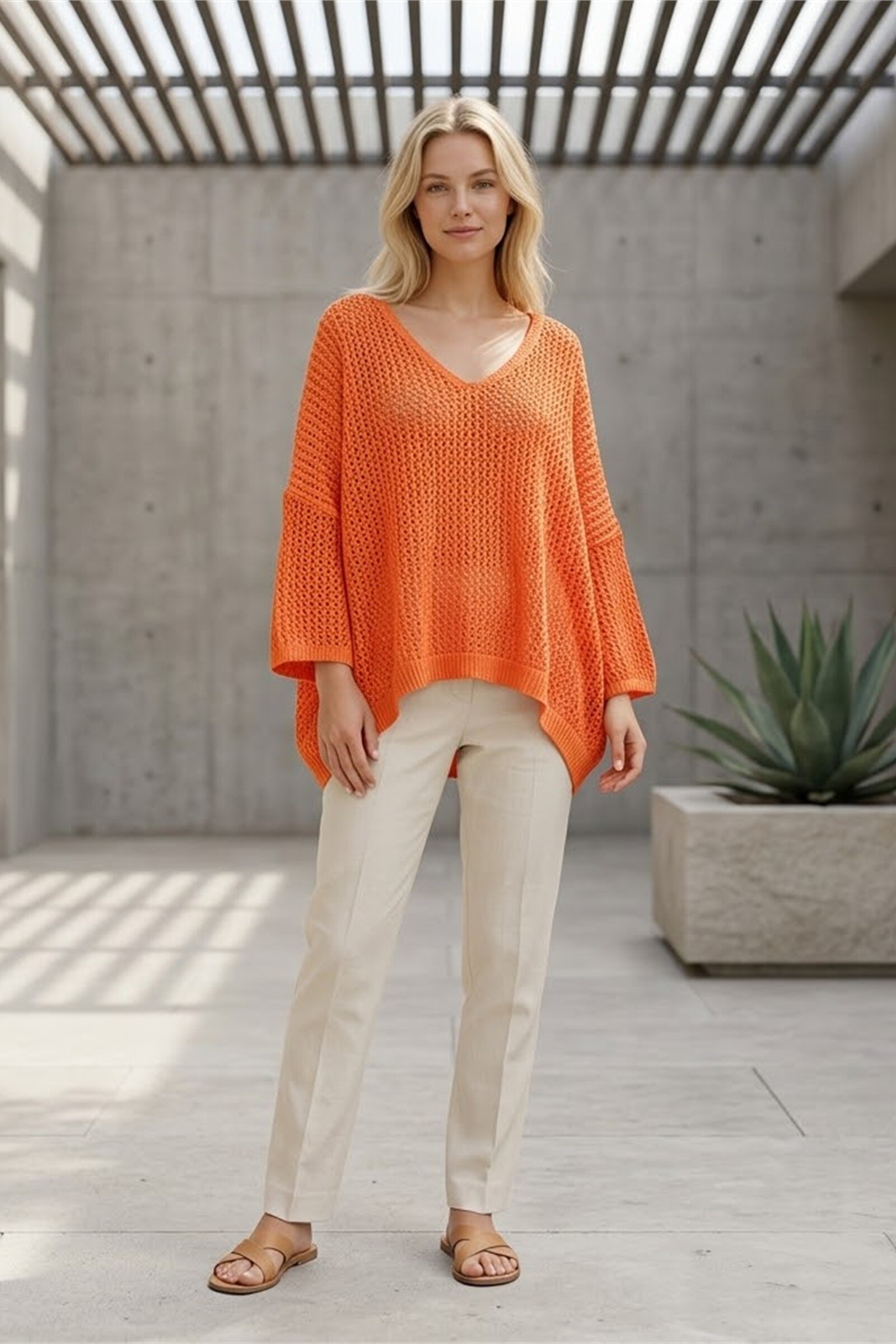 Großhändler Farfalla - Echter V-Ausschnitt Pullover