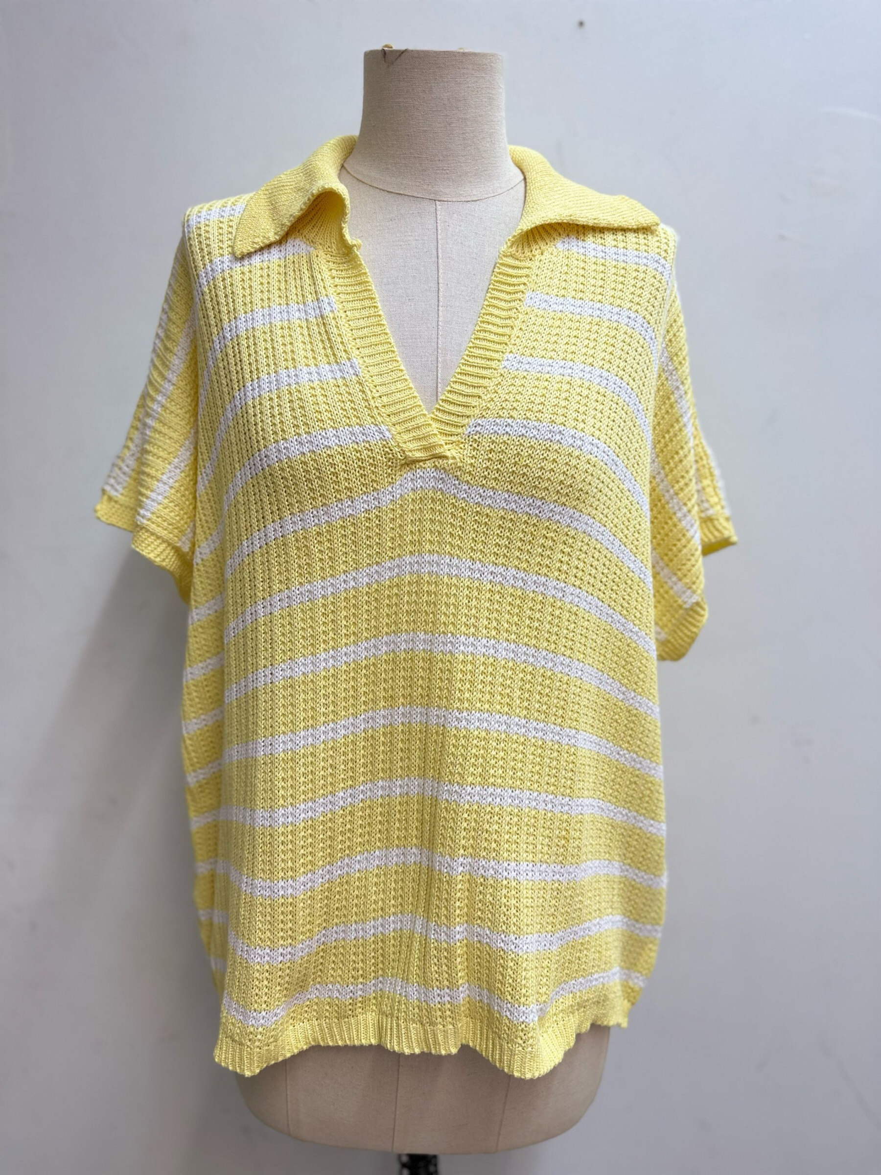 Grossiste Farfalla - Pull col revers rayé 8119