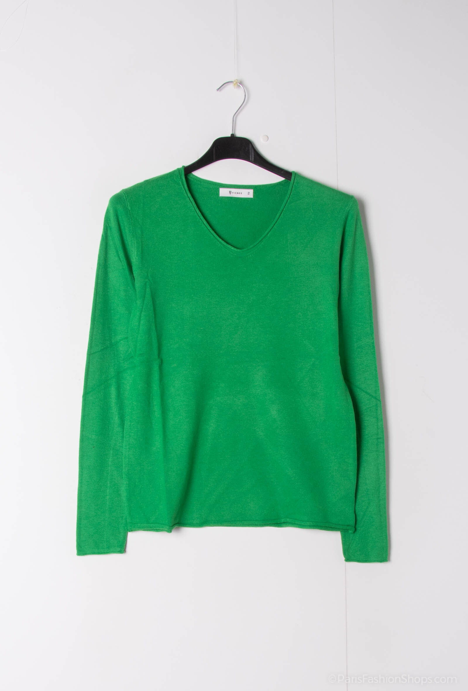 Wholesaler FASHION C&Z - BASIC V-NECK SWEATER