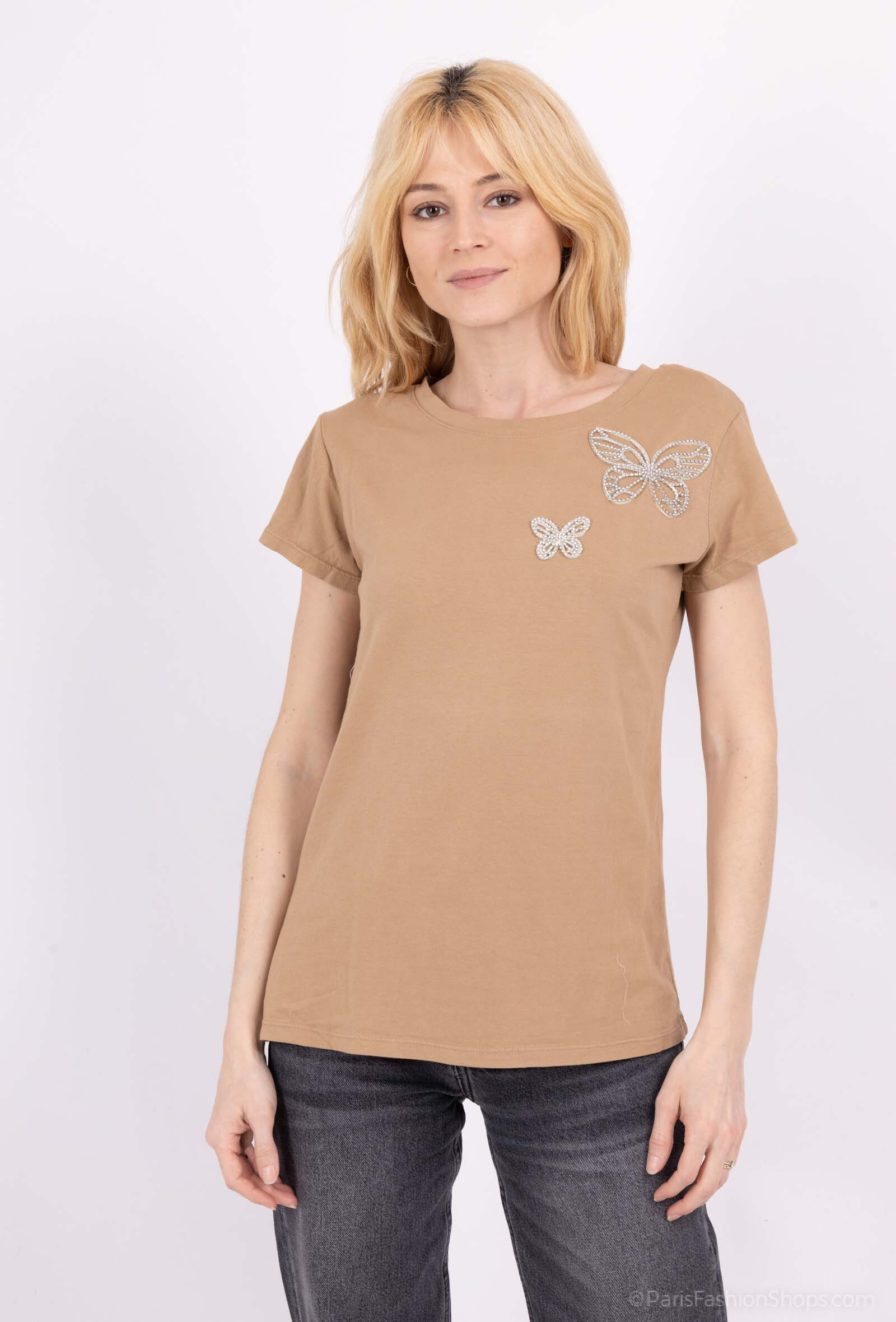 Wholesaler FASHION C&Z - Printed V-NECK T-shirt