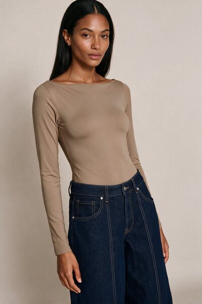 Grossiste FASHION SELECT - Body à manches longues et encolure bateau Grossiste FASHION SELECT - Body à manches longues et encolure bateau