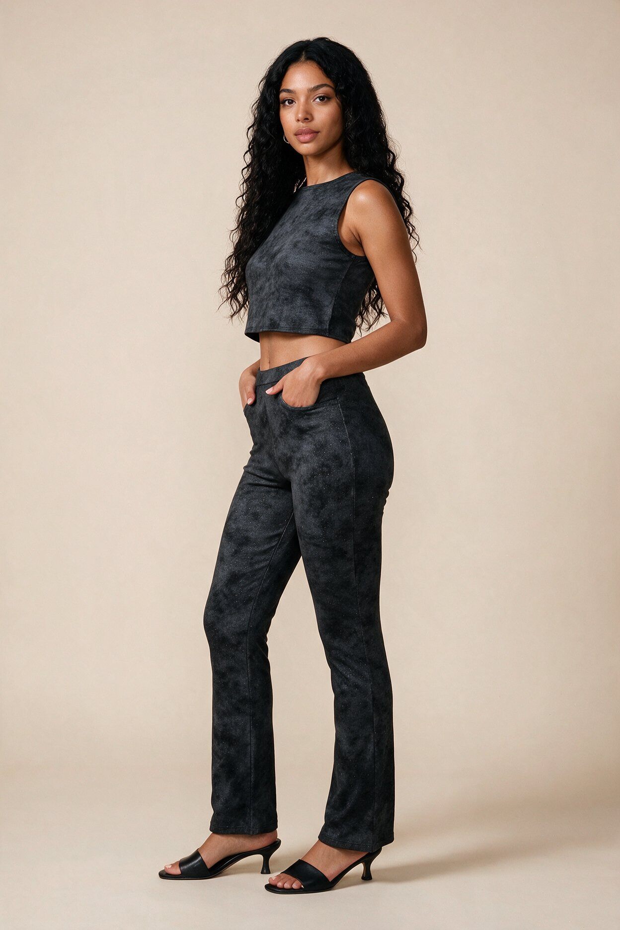 Grossiste FASHION SELECT - Crop top effet délavé sans manches
