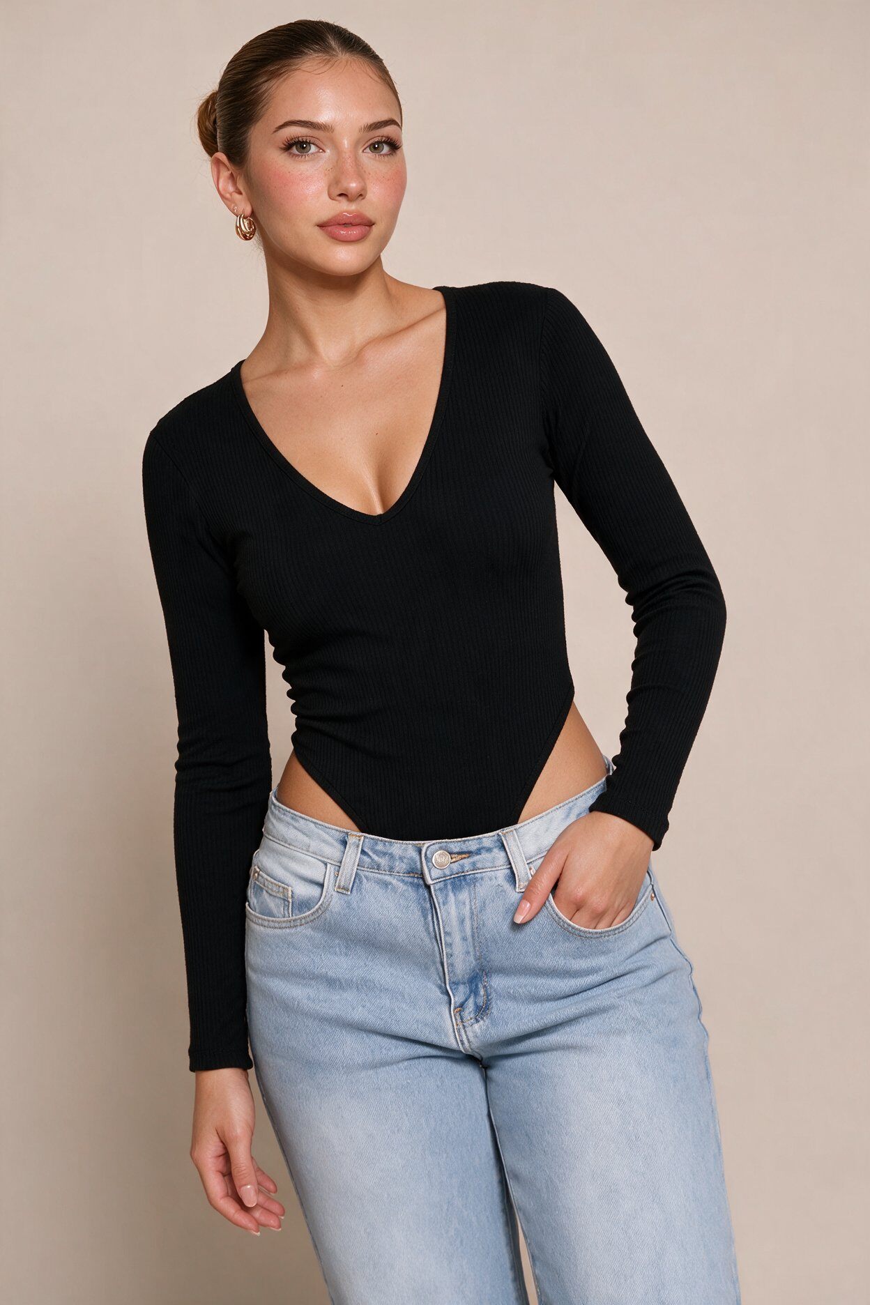 Großhändler FASHION SELECT - Asymmetrisches Top mit einzelnem Langarm