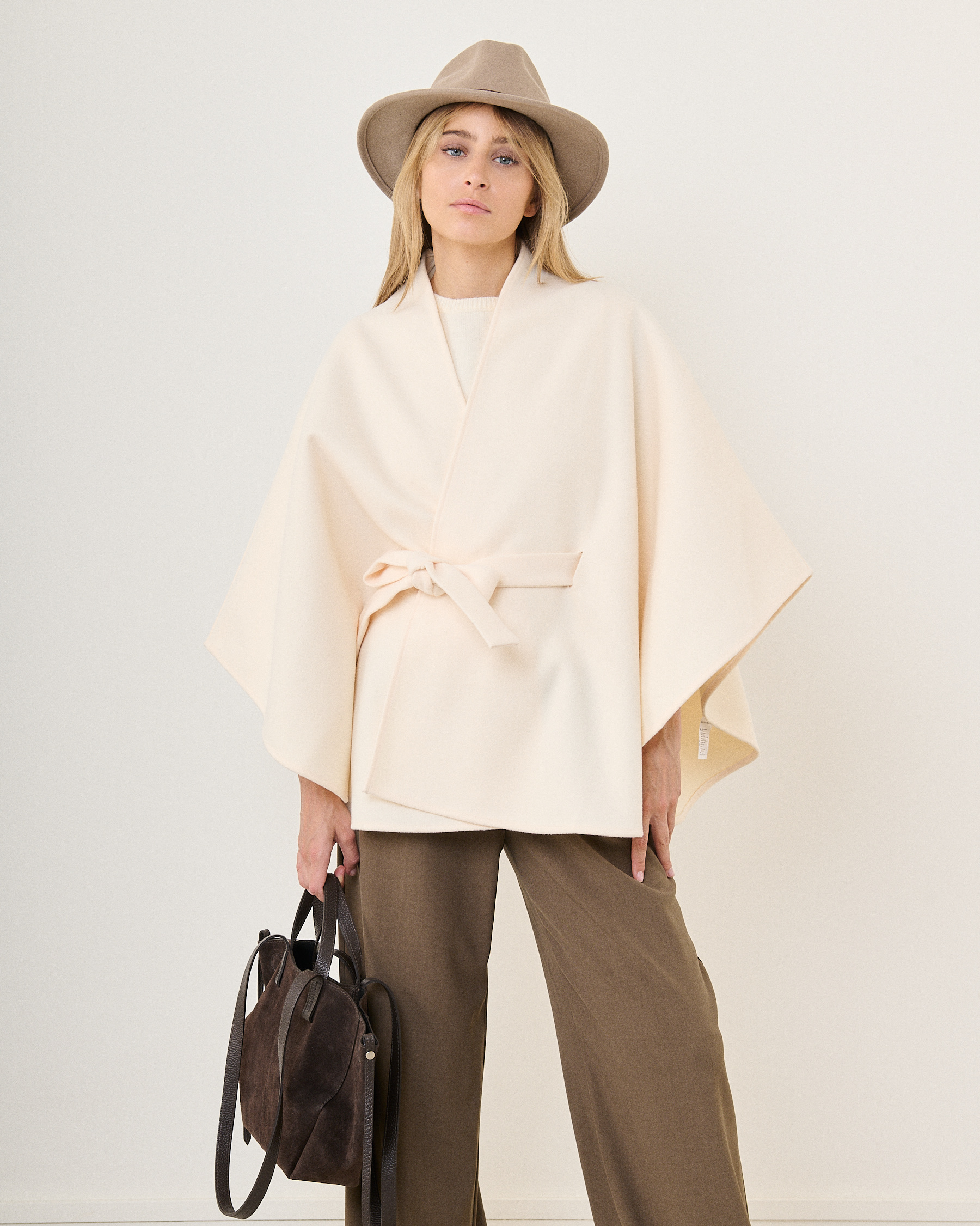 Wholesaler Feelkoo - Tie-front cape