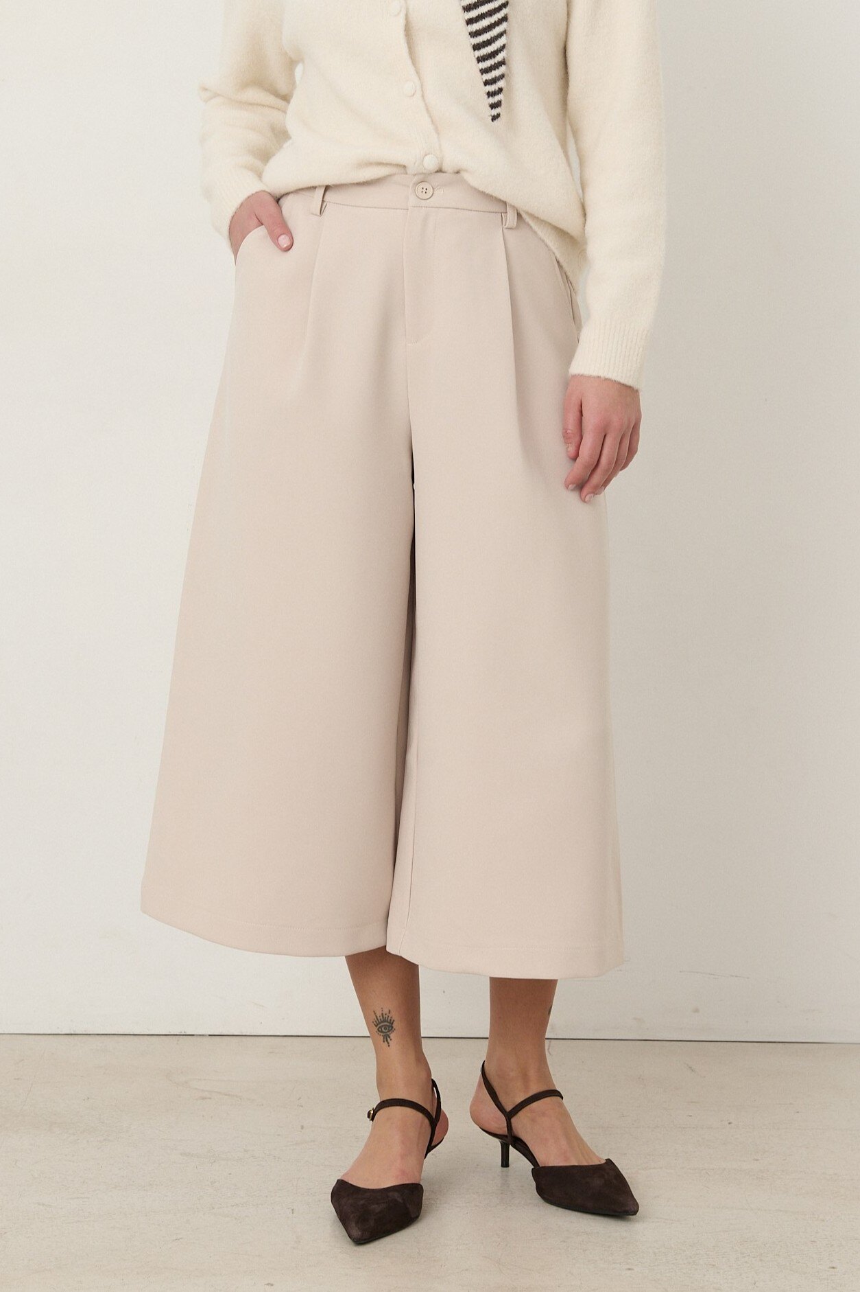 Grossiste Feelkoo - Pantalon large et fluide, longueur mi-mollet
