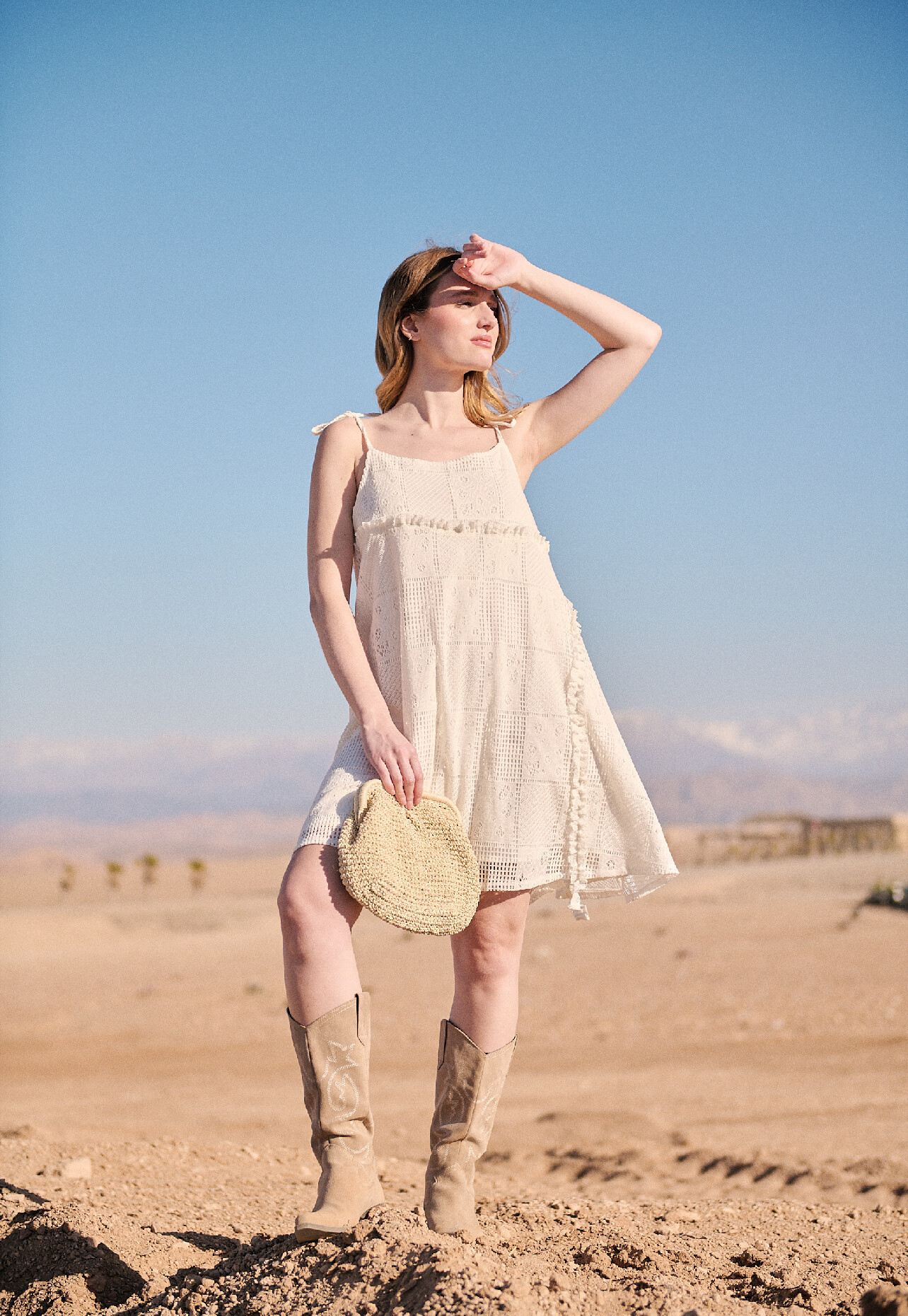 Wholesaler Feelkoo - Crochet style dress
