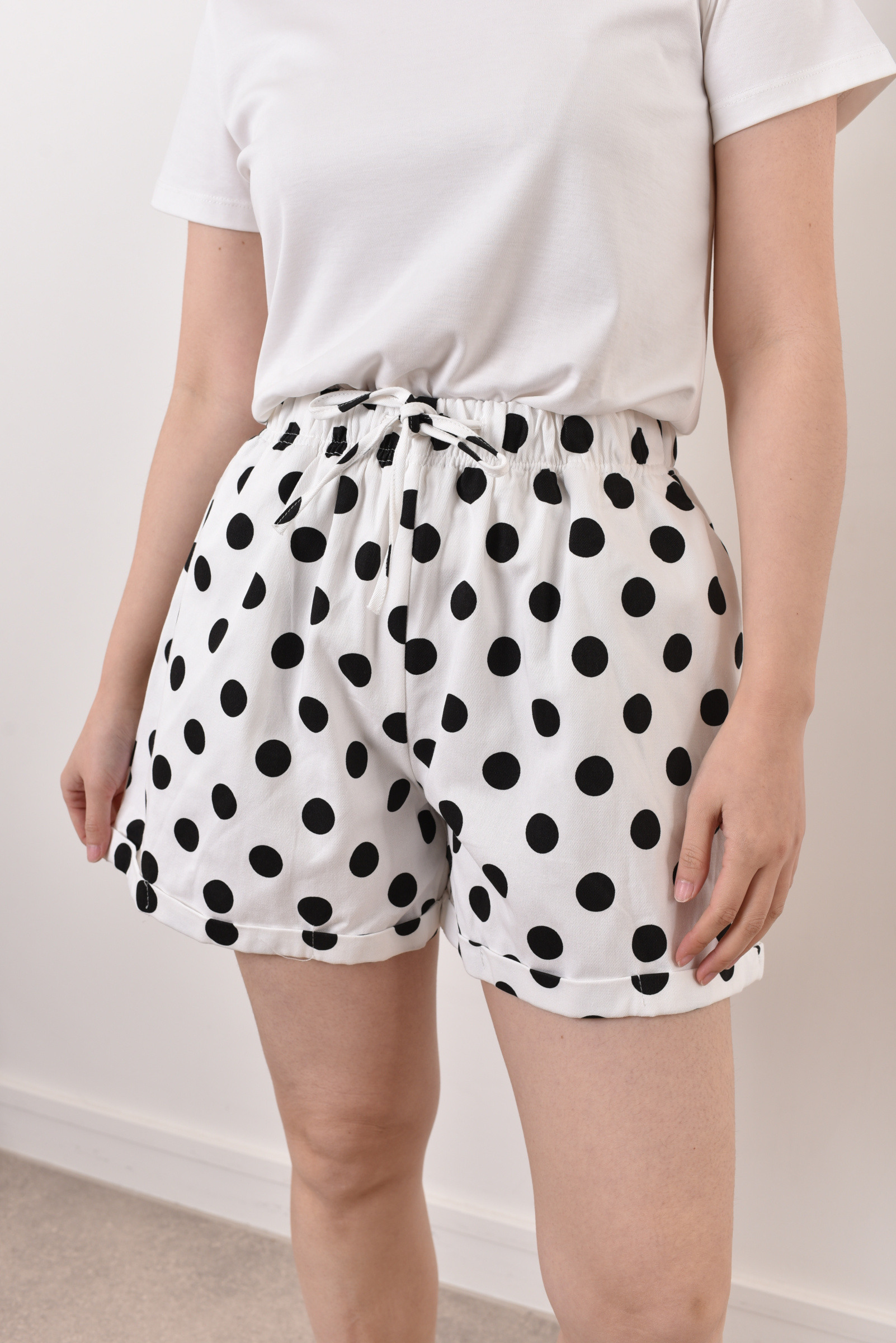 Mayorista Feelkoo - Shorts de lunares