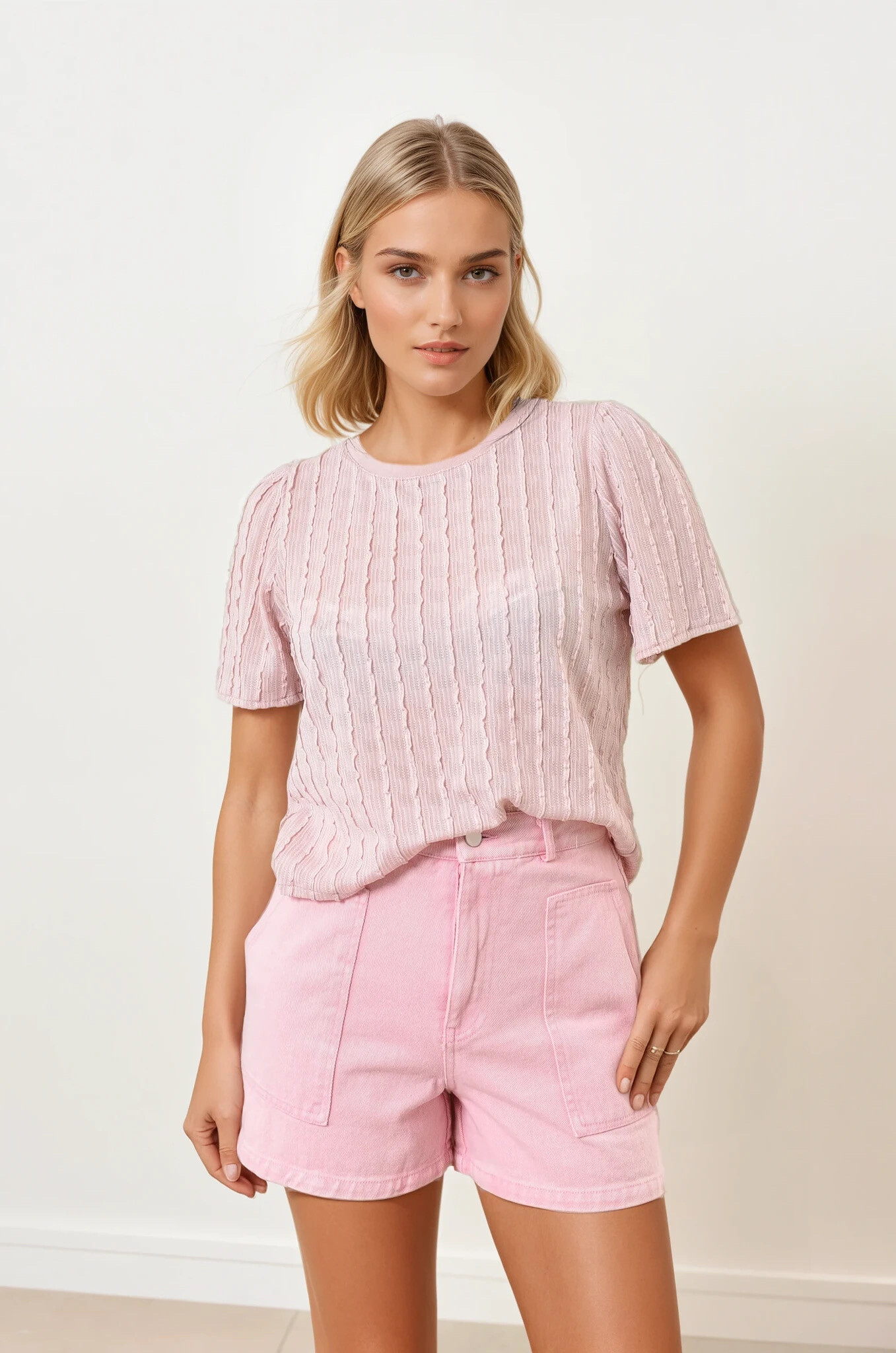 Wholesaler Feelkoo - Striking ruffle t-shirt