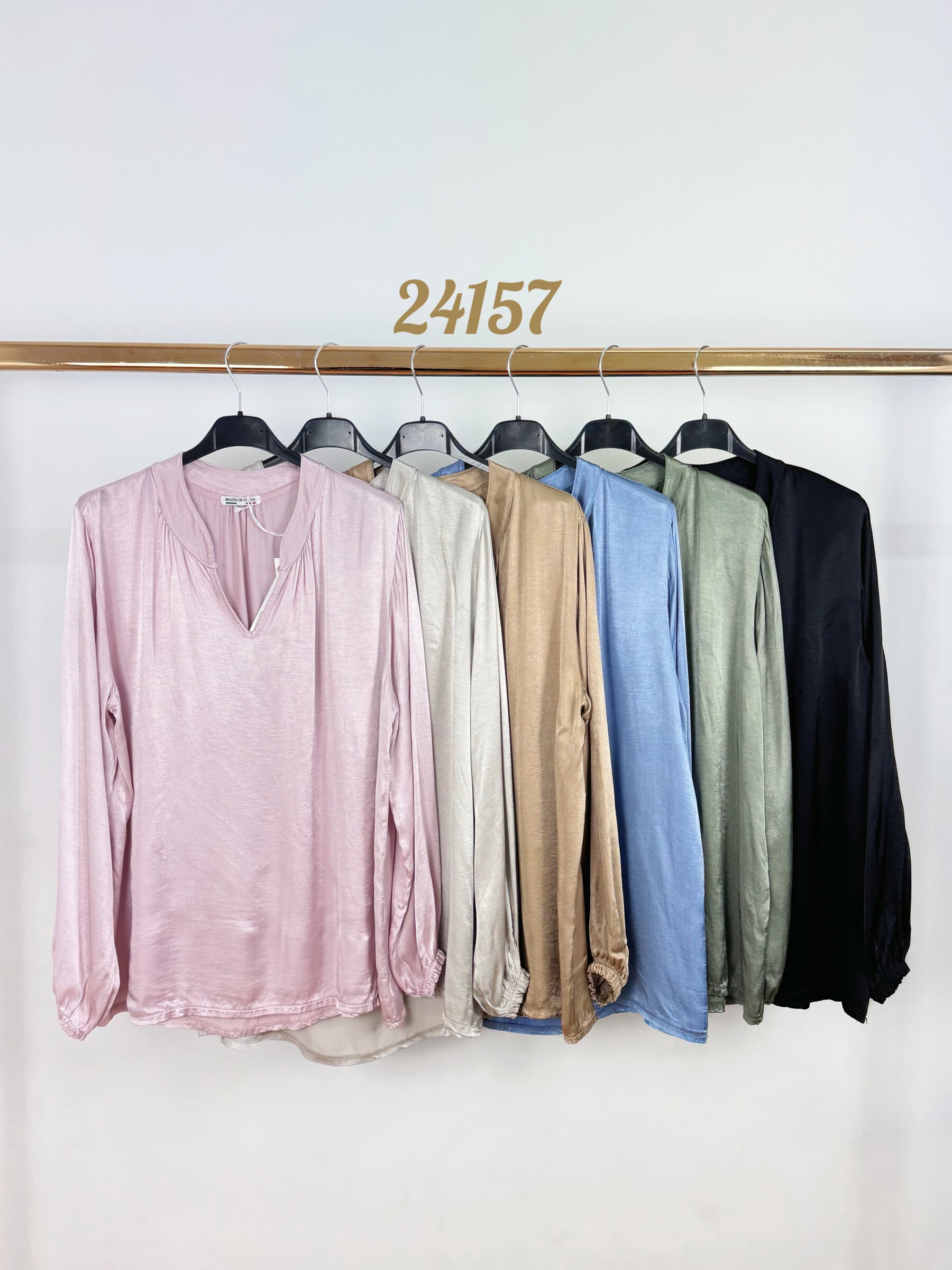 Grossiste FEELOOK - Chemise en satin col mao, manches élastiques