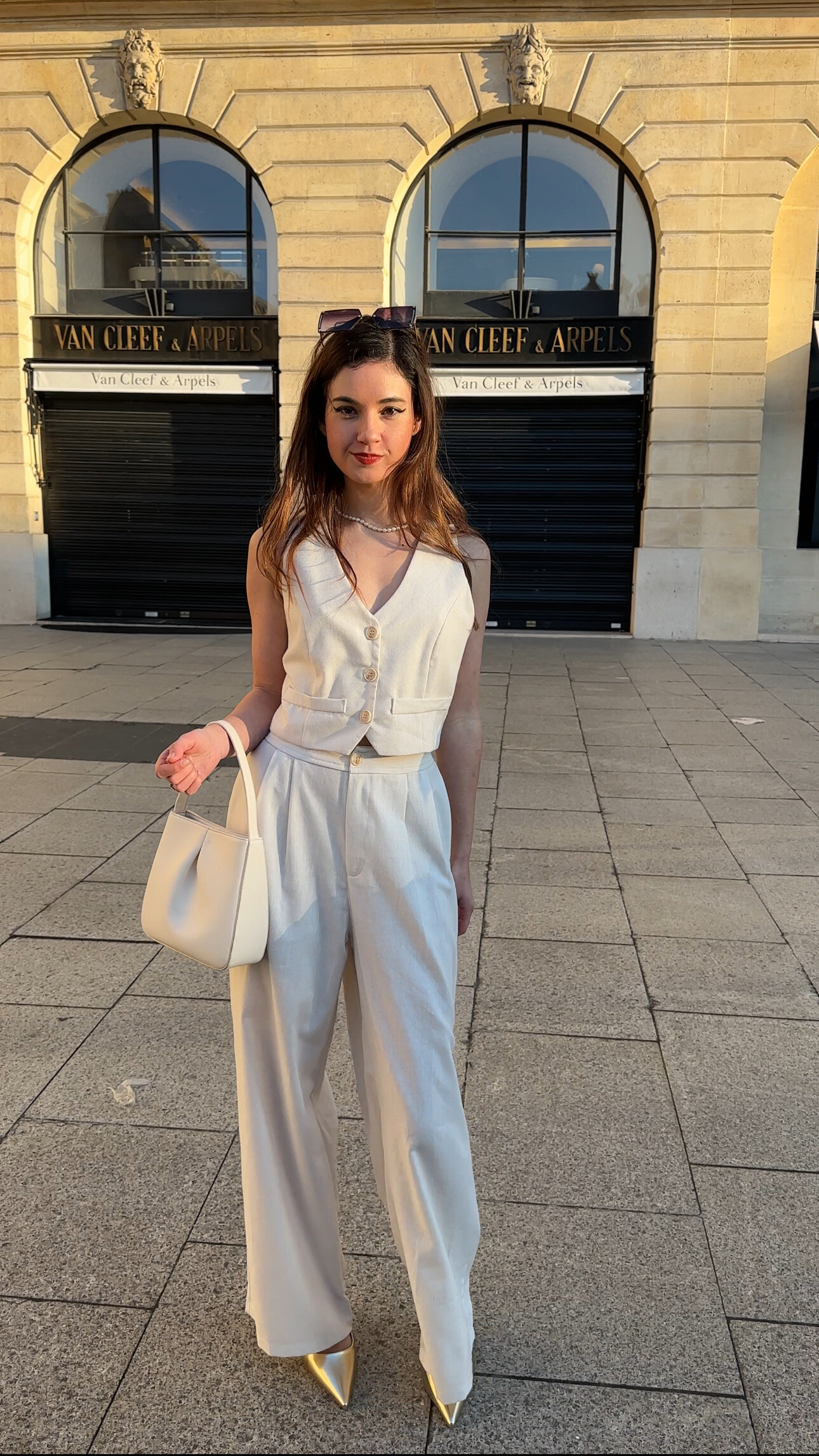 Grossiste FEELOOK - 🤍 Ensemble Tailleur Blanc - Élégance Pure et Intemporelle 🤍