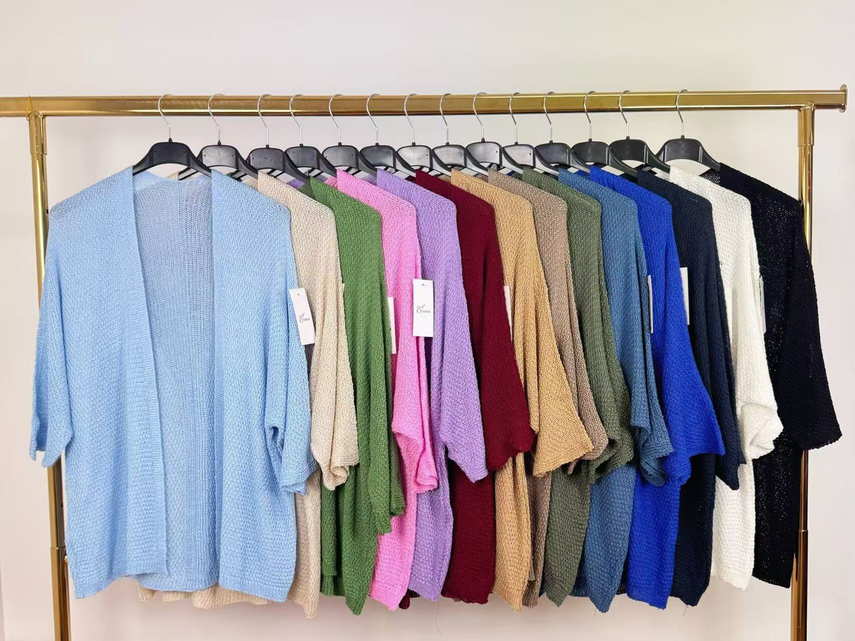 Grossista FEELOOK - Gilet aperto a maglia