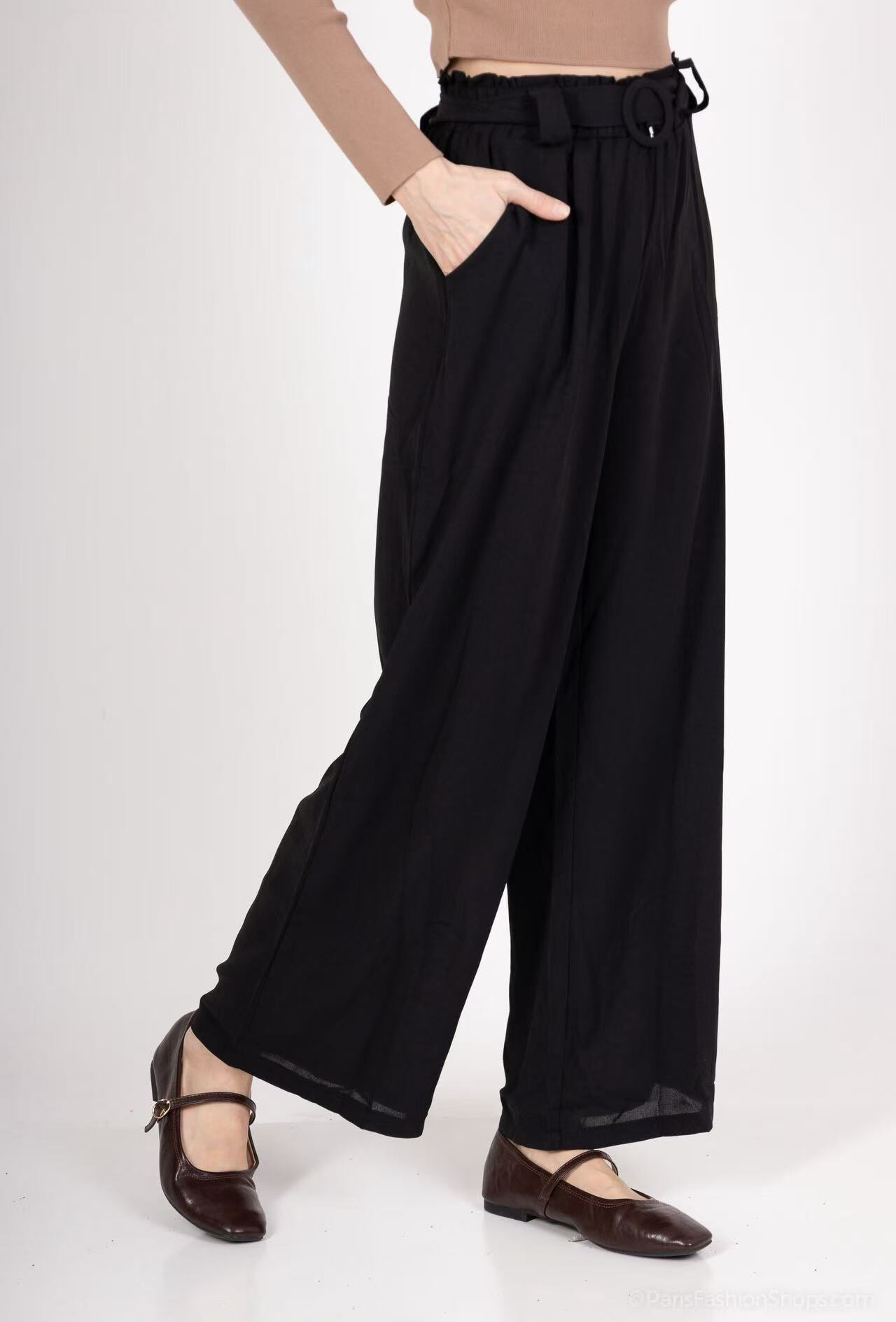 Grossista FEELOOK - Pantaloni fluidi e leggeri a tinta unita con cintura