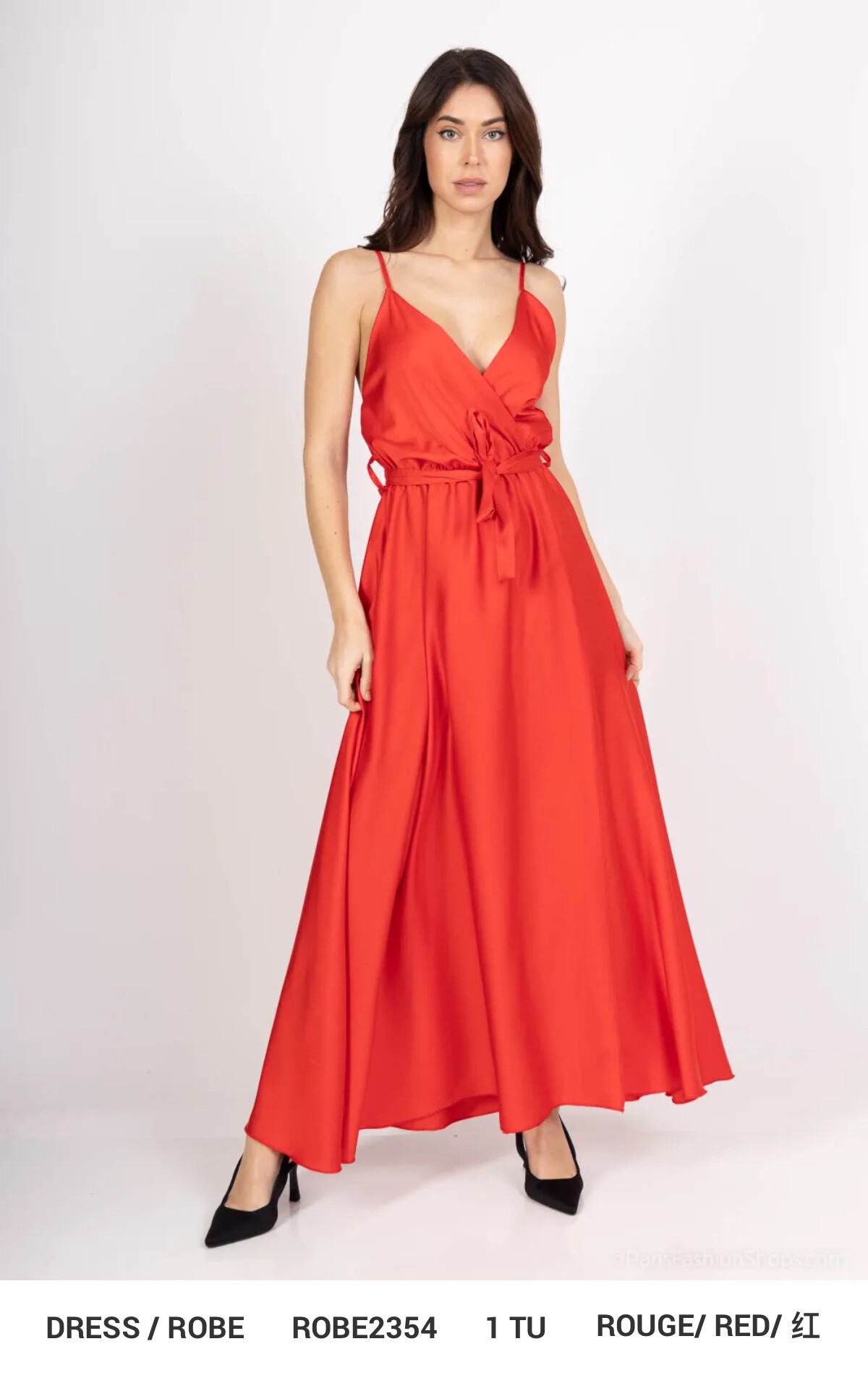 Grossista FEELOOK - Abito in satin senza maniche con spalline