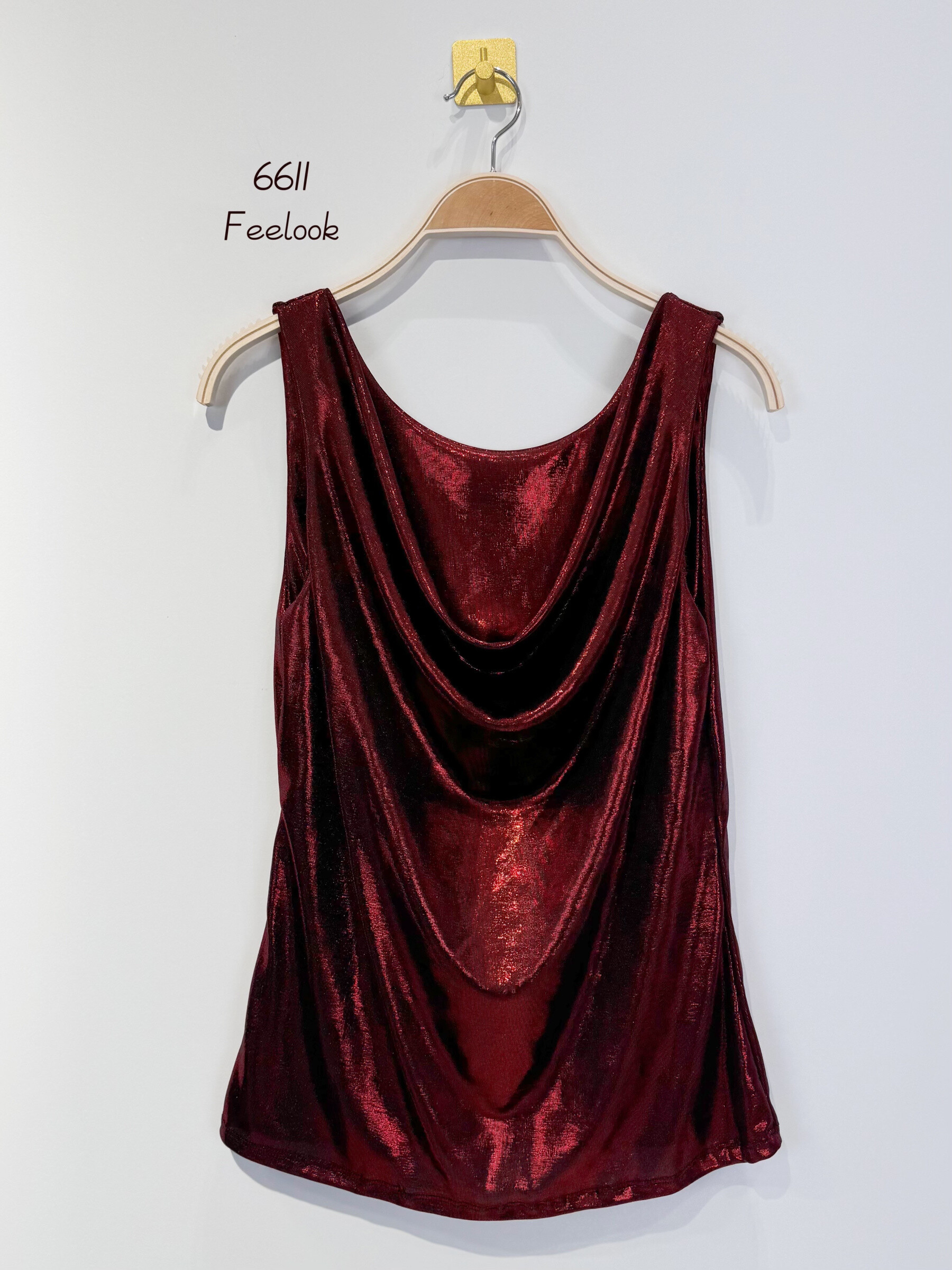 Wholesaler FEELOOK - Glitter shiny sleeveless top