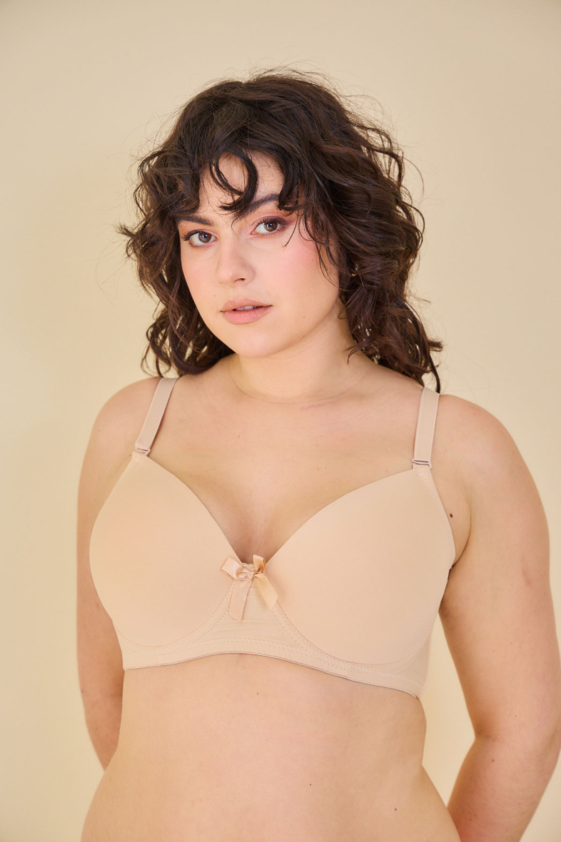 Großhändler FEI-LINGERIE - Plus-Size-BH mit klassischem Schaumstoff – Körbchengröße D