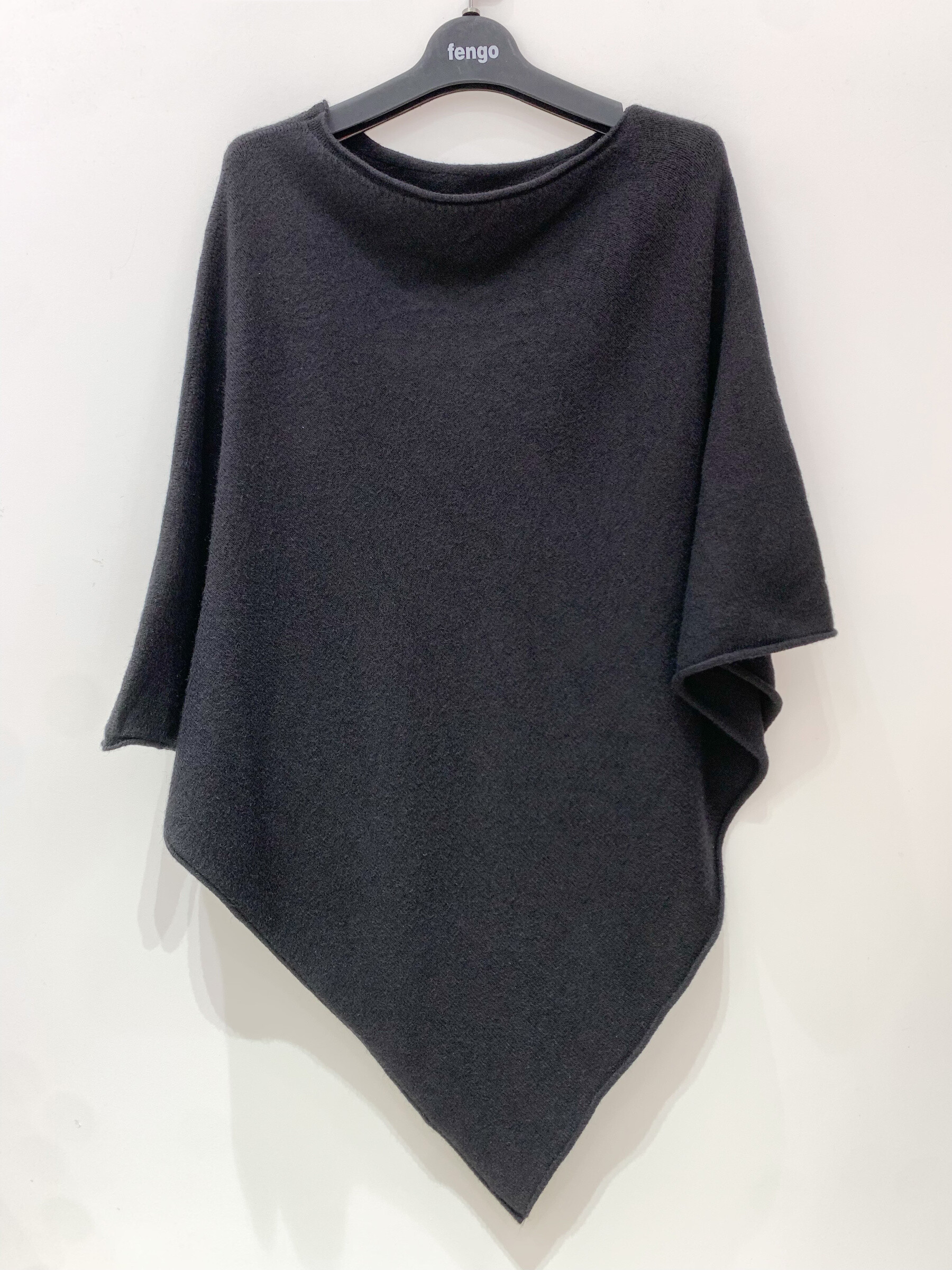 Mayorista Fengo by Pretty Collection - Poncho simple y tubular, punto V