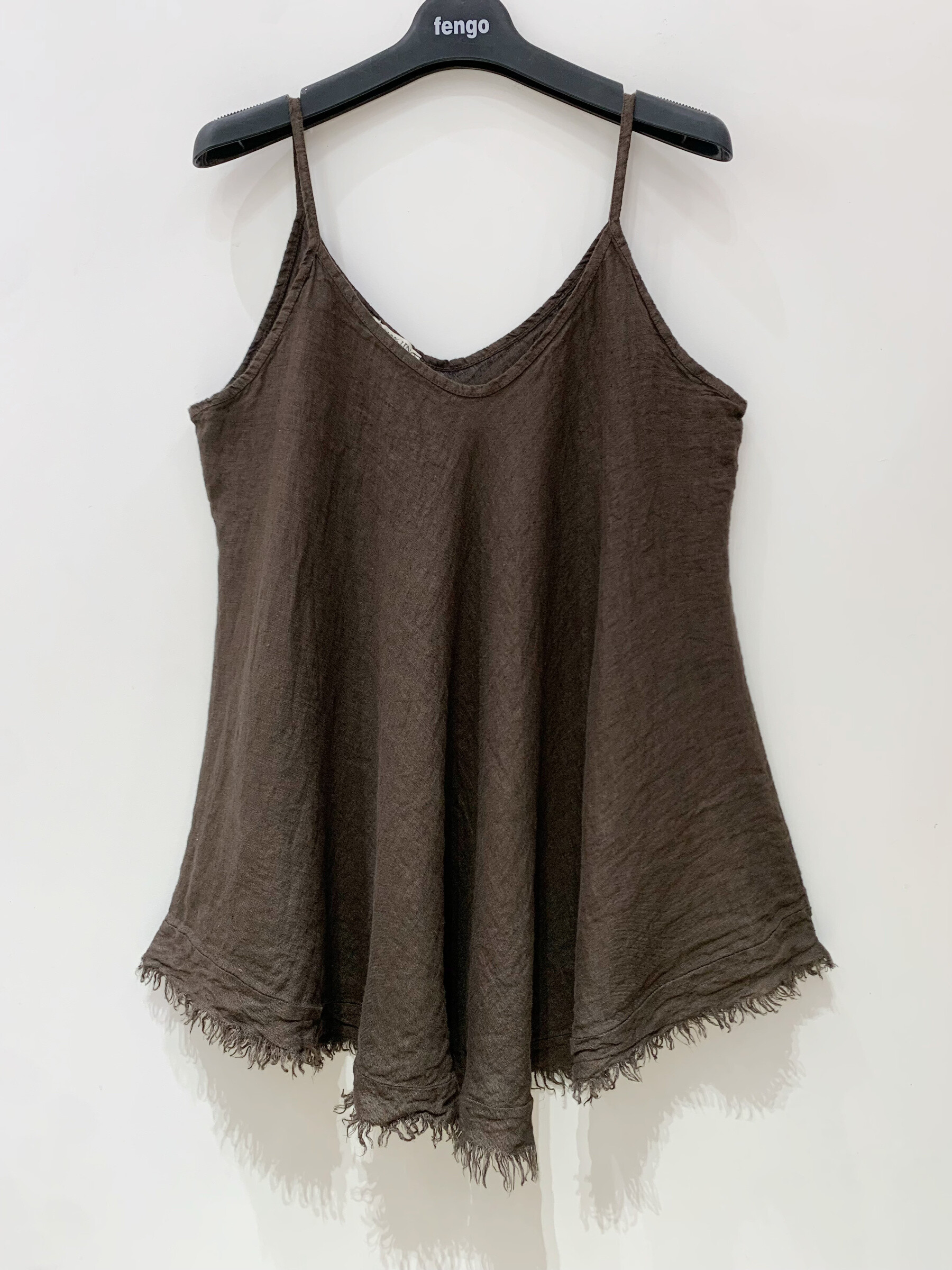 Großhändler Fengo by Pretty Collection - Weites Leinentop mit dünnen Trägern, ausgestellter Schnitt