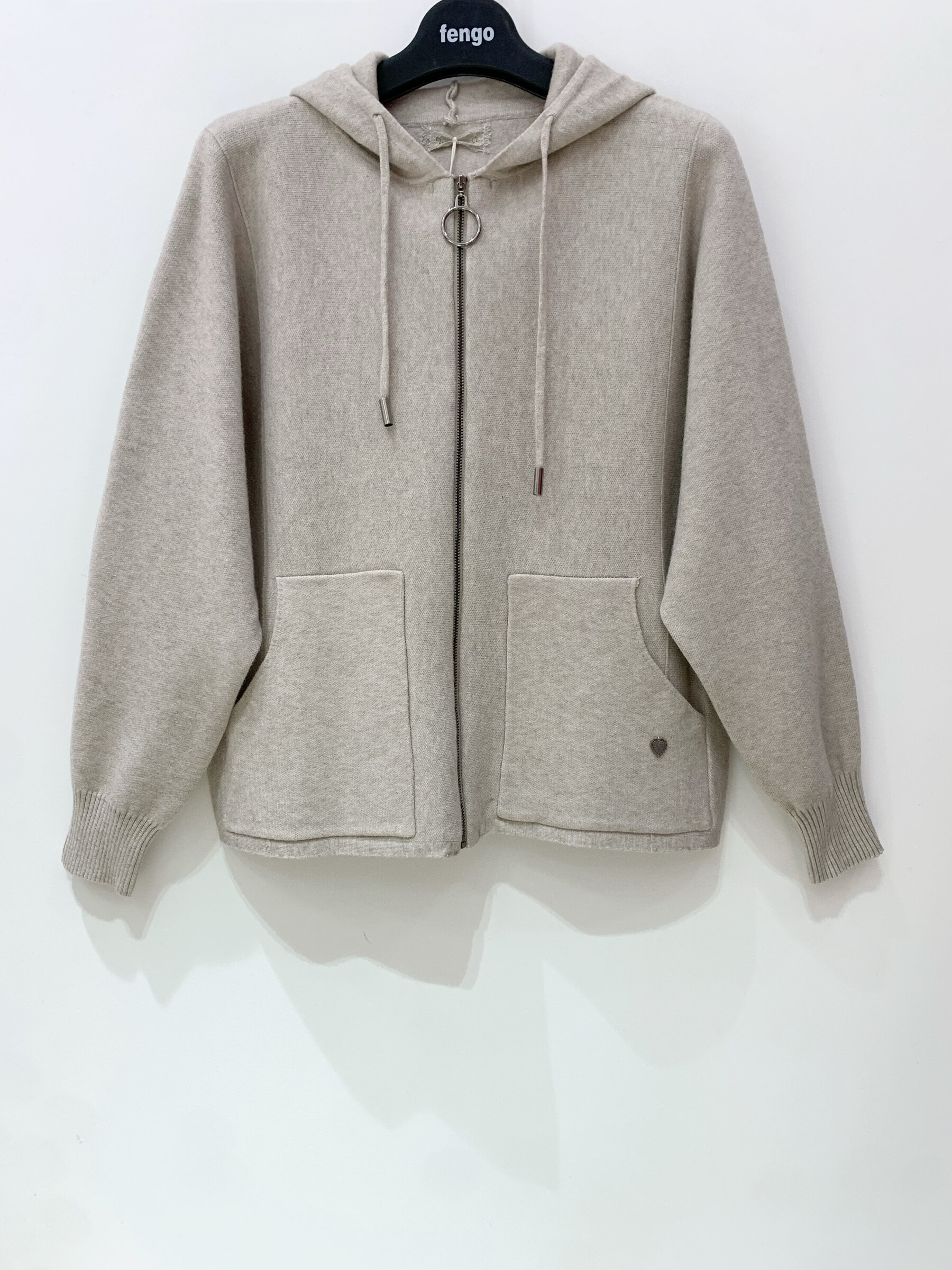 Wholesaler Fengo by Pretty Collection - Zipped viscose vest, with hood and long sleeves