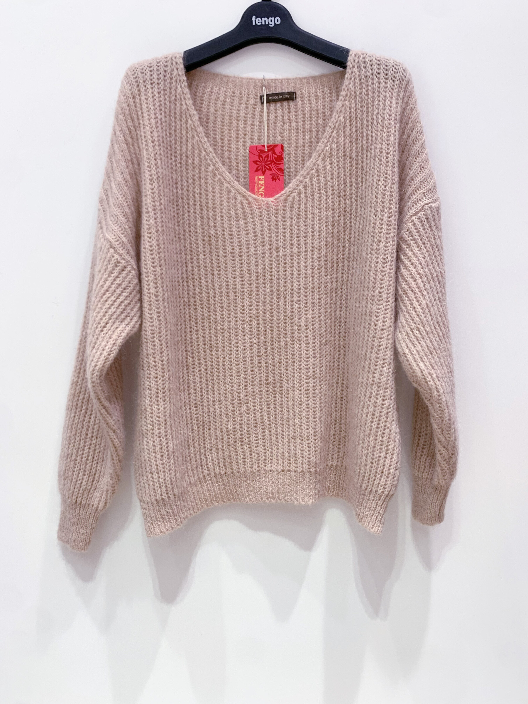 Grossiste Fengo by Pretty Collection - Pull oversize col V en mohair