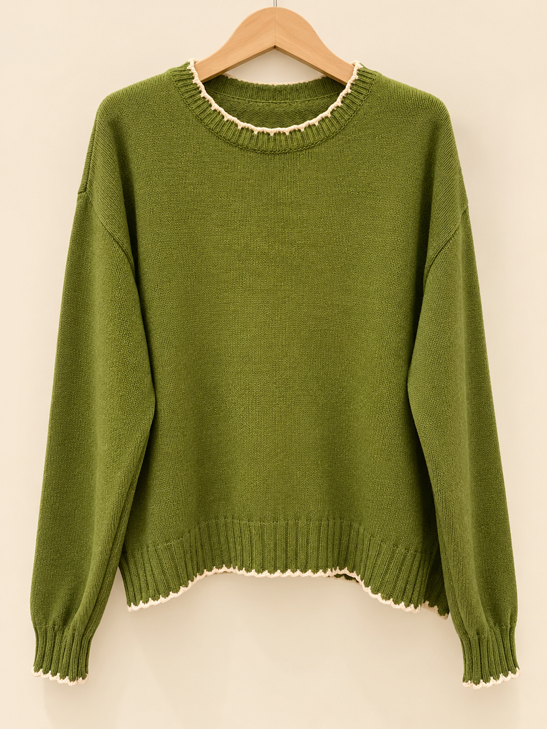 Großhändler Fengo by Pretty Collection - Pullover mit kontrastierenden Kanten, aus einer Mischung aus Wolle und Kaschmir. In Italien gestrickt