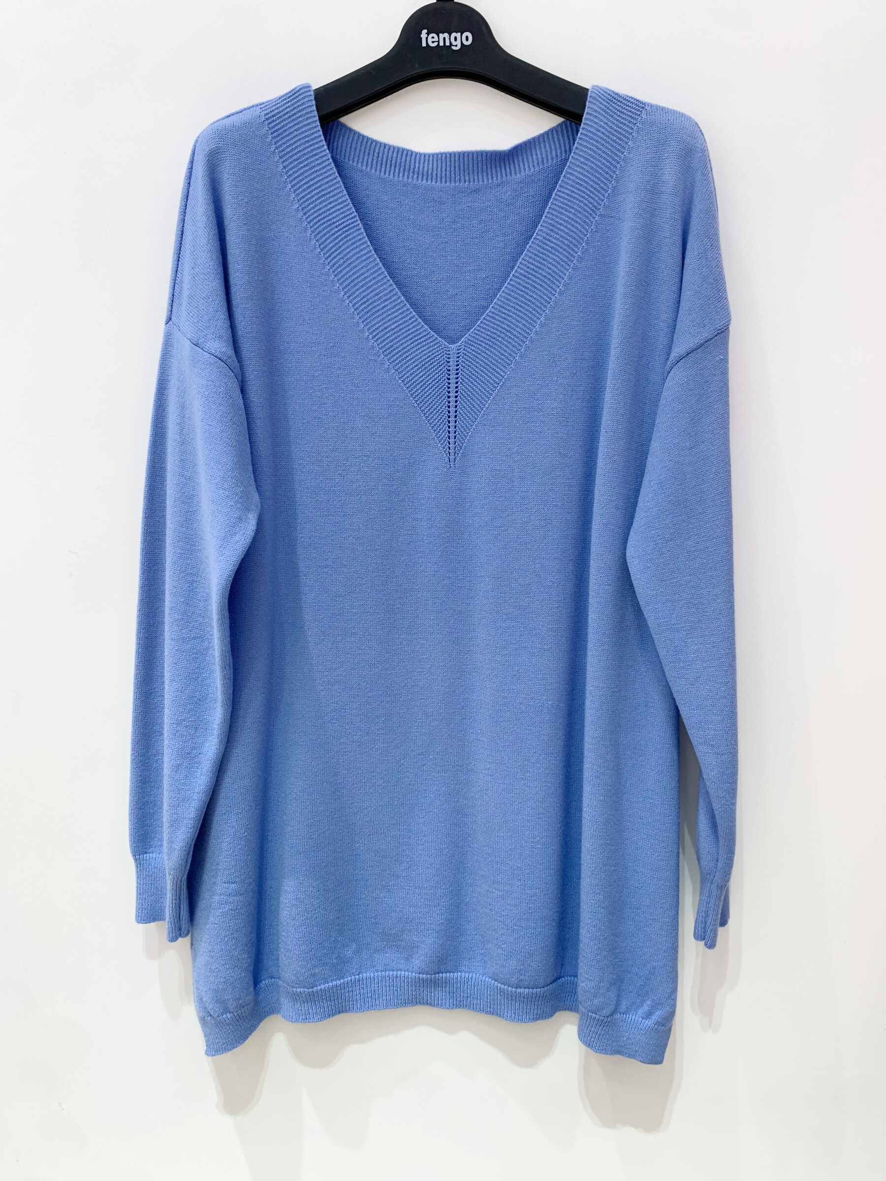 Grossiste Fengo by Pretty Collection - Pull-tunique large avec envolure v et manches longues