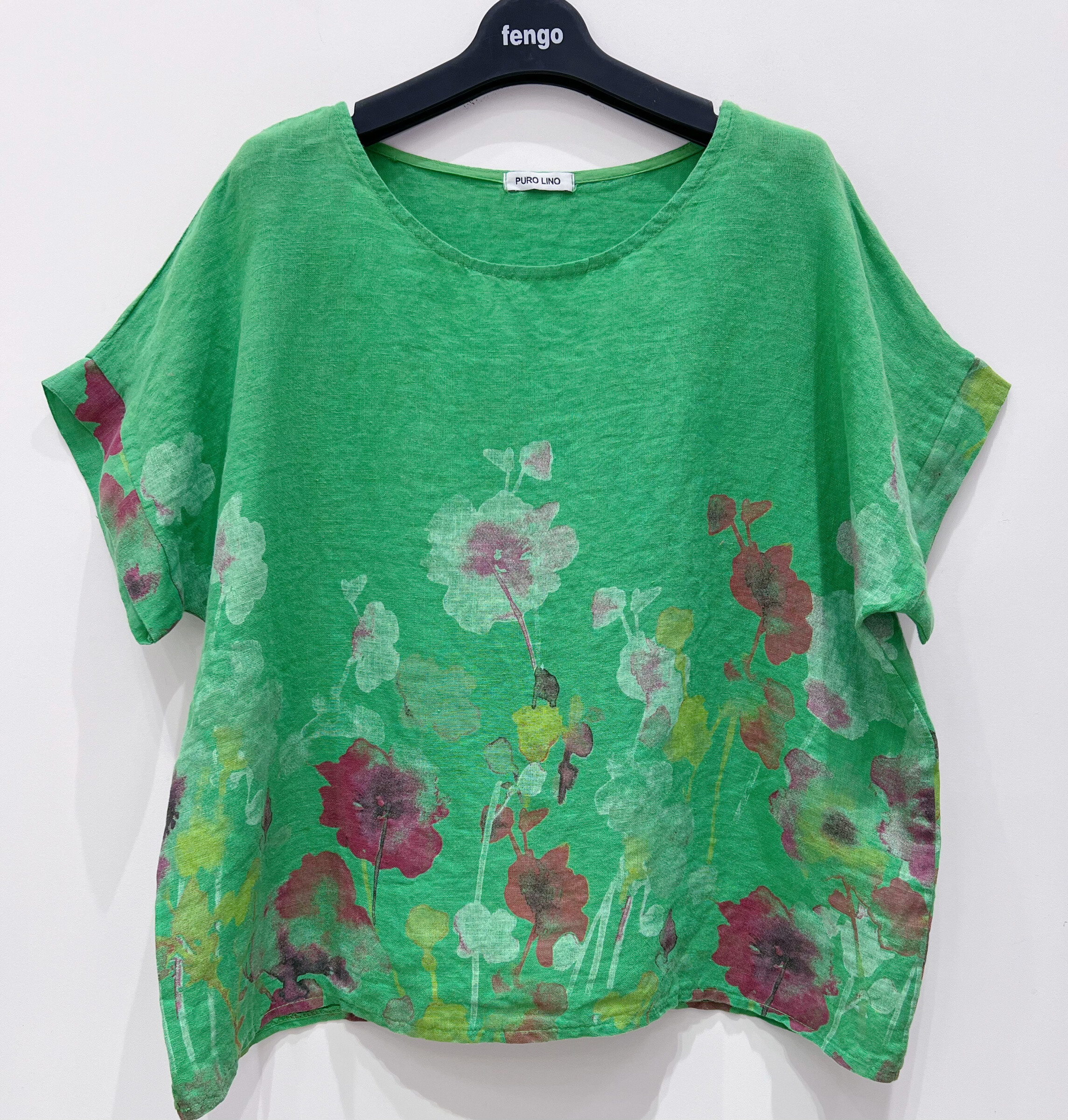 Wholesaler Fengo by Pretty Collection - Flax t-shirt with floral print.