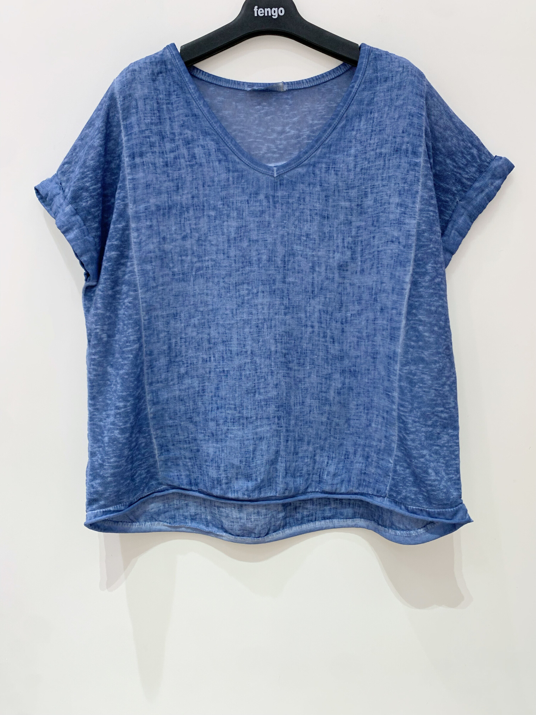 Wholesaler Fengo by Pretty Collection - Two-tone linen T-shirt, with v-neck and washed