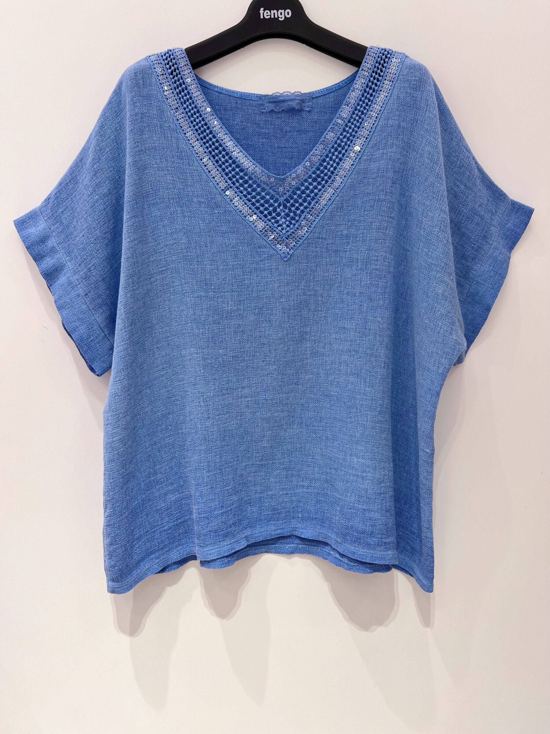 Wholesaler Fengo by Pretty Collection - V -neck blouse with sequins in linen/cotton mixture