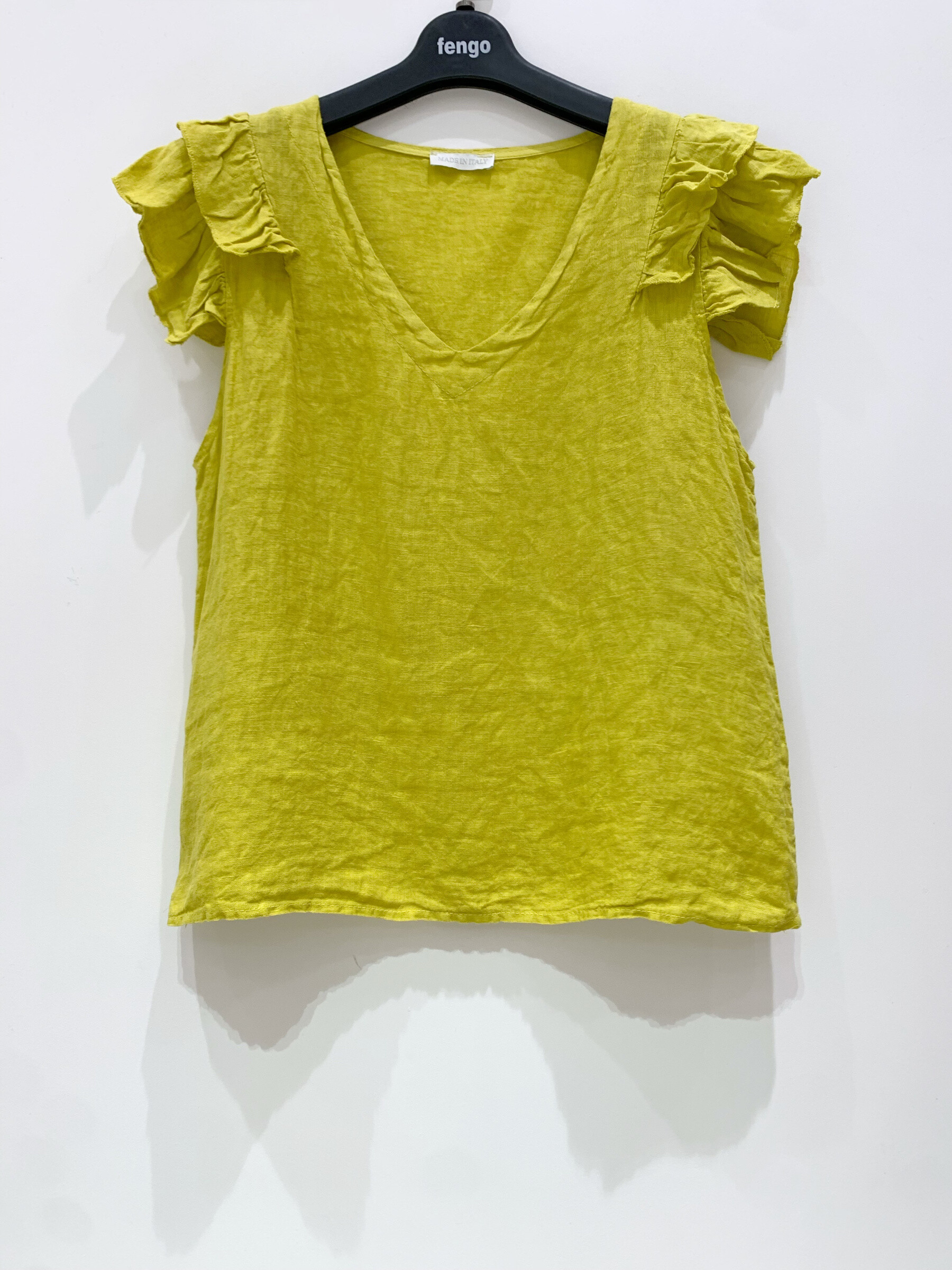 Wholesaler Fengo by Pretty Collection - Ruffled linen blouse