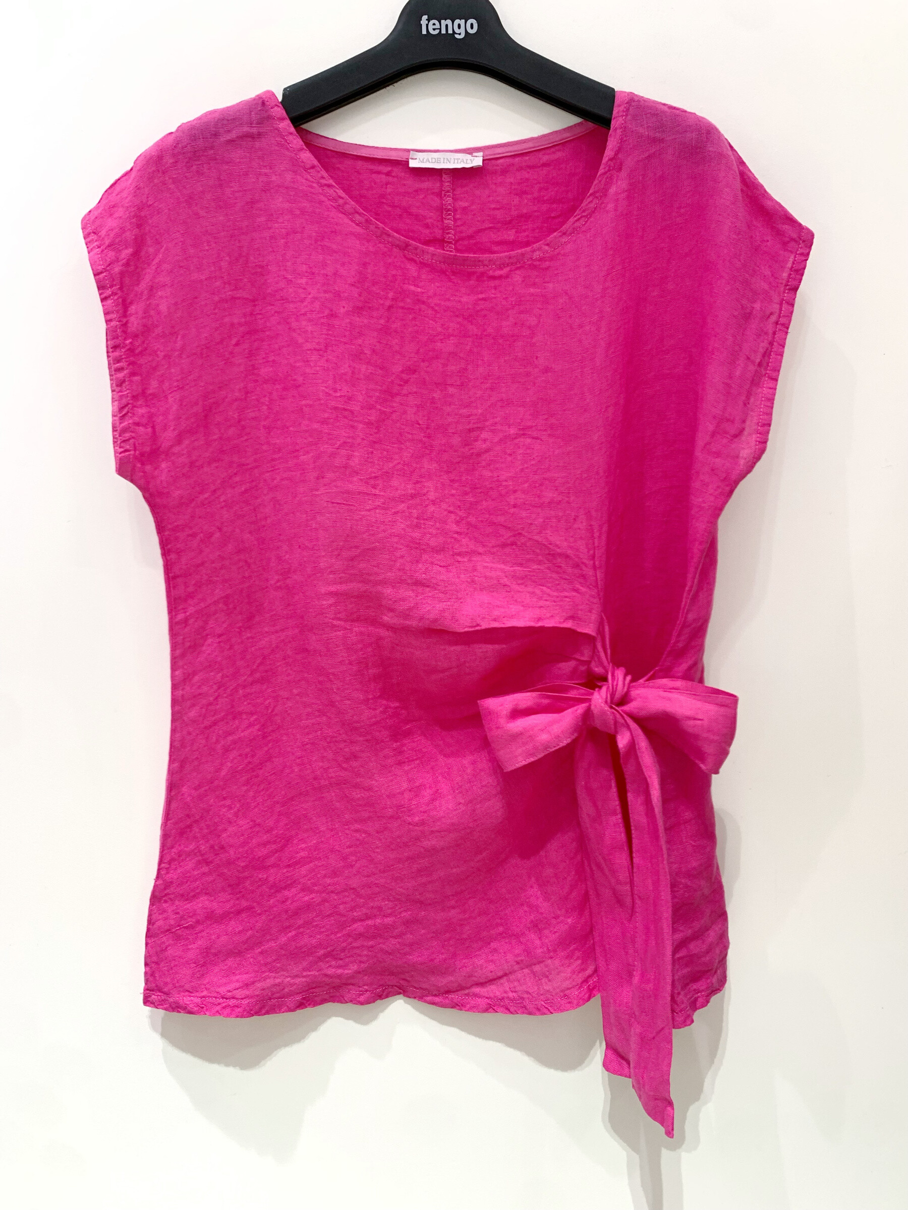 Wholesaler Fengo by Pretty Collection - Sleeveless linen top with knot