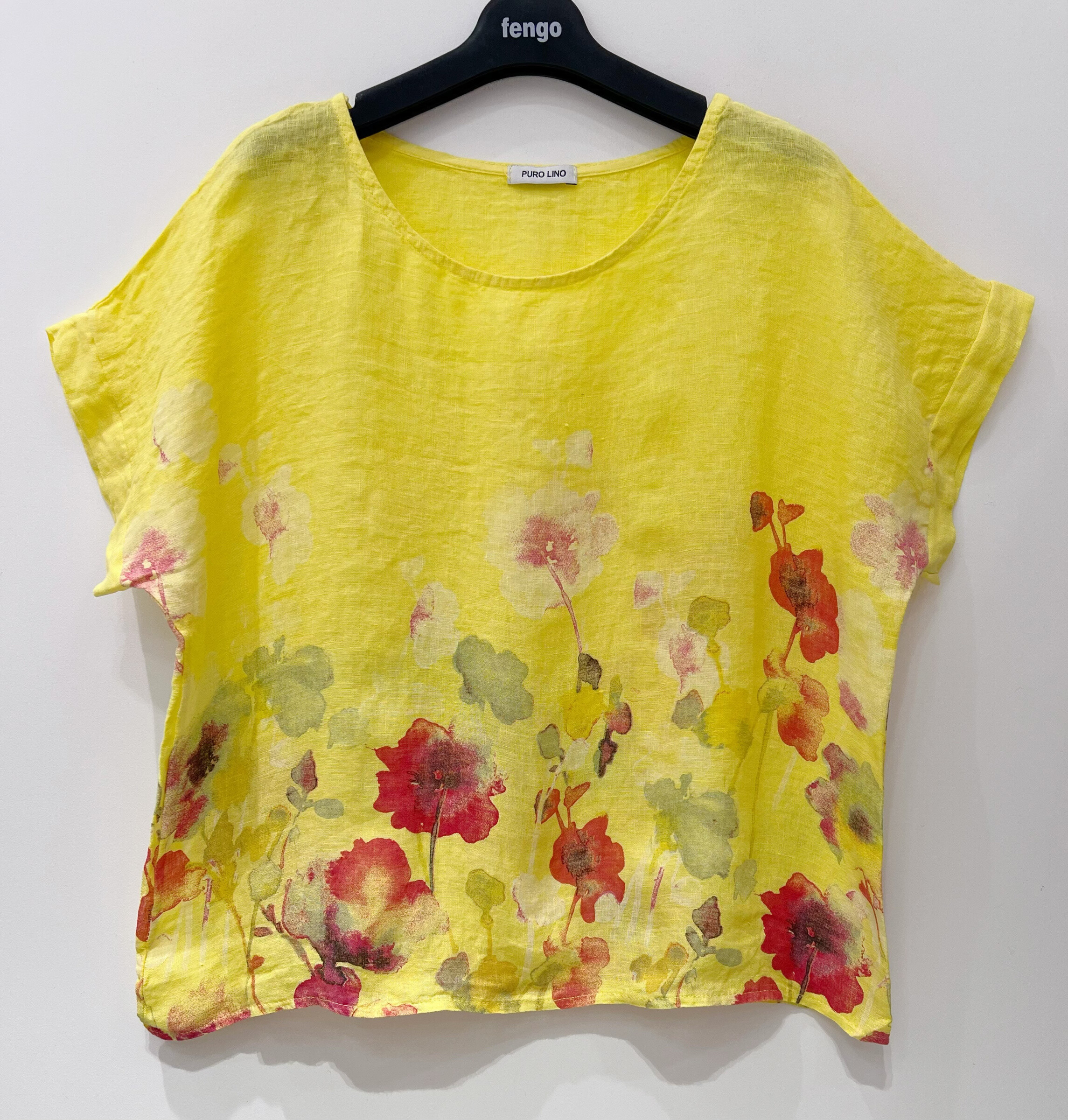 Wholesaler Fengo by Pretty Collection - Flax t-shirt with floral print.