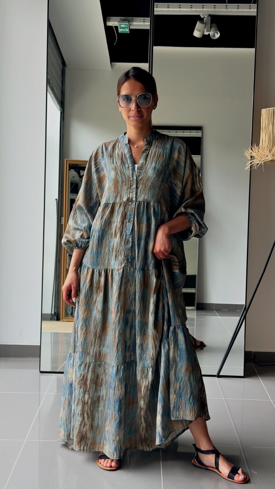 Großhändler FENOMEN - Langes Bescheidenes Blaues Tie-and-Dye-Langarmkleid Mastour